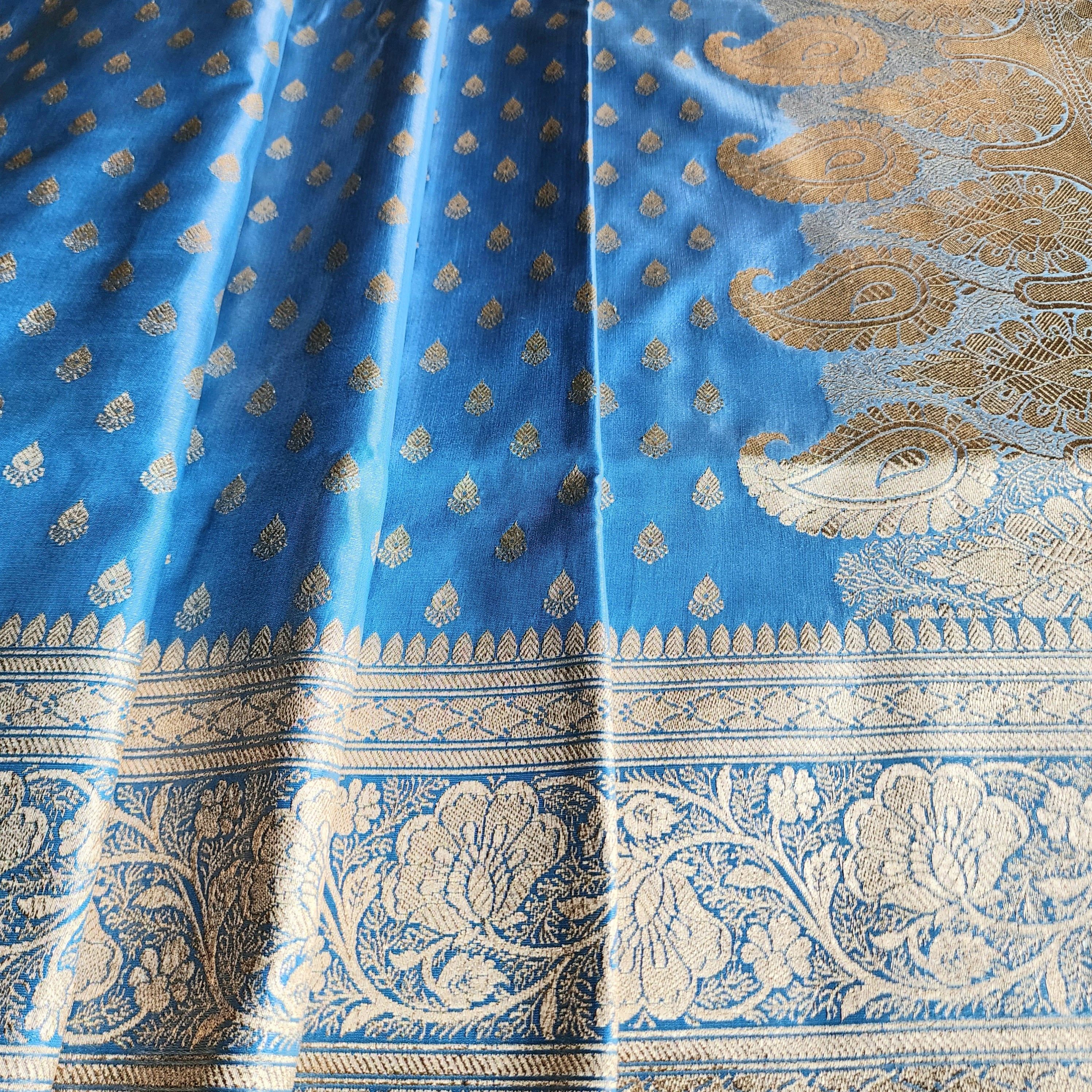 Rich Electric Blue Banarasi Silk Saree with Gold Zari Weaving