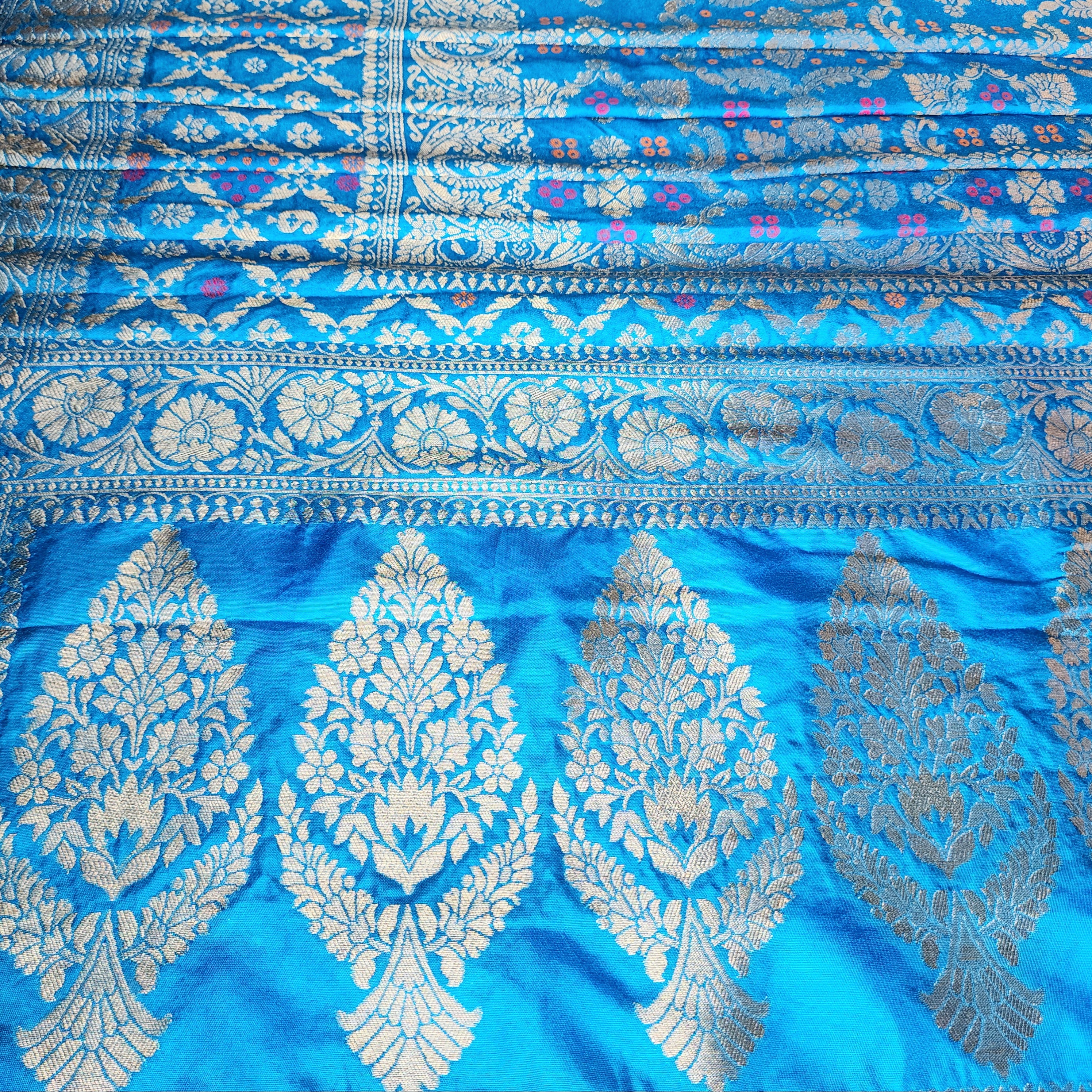 Electric Blue Bandhani Dupatta with Floral and Geometric Zari Weave