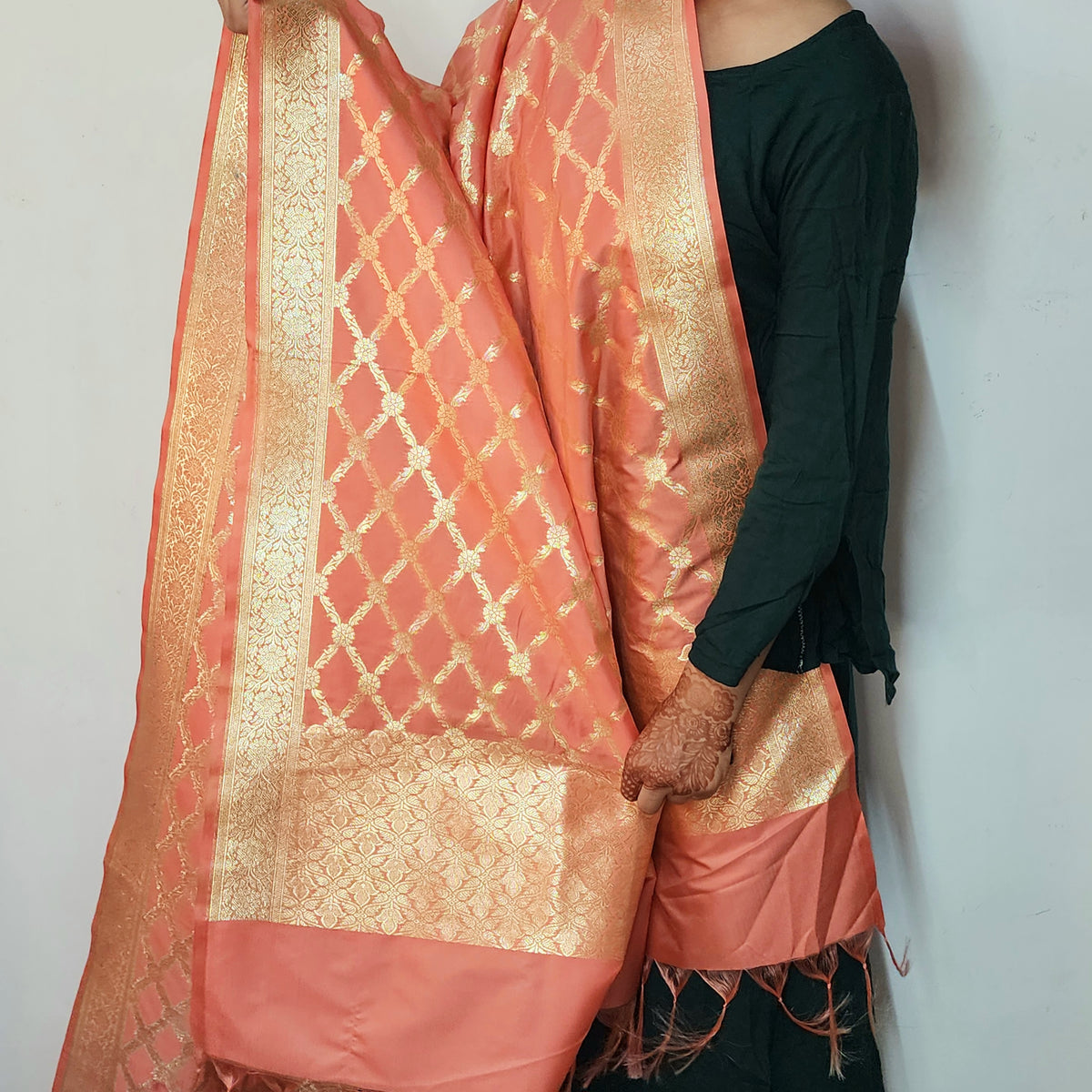 Banarasi Tapetta Silk - Peach Zari Jaal Dupatta
