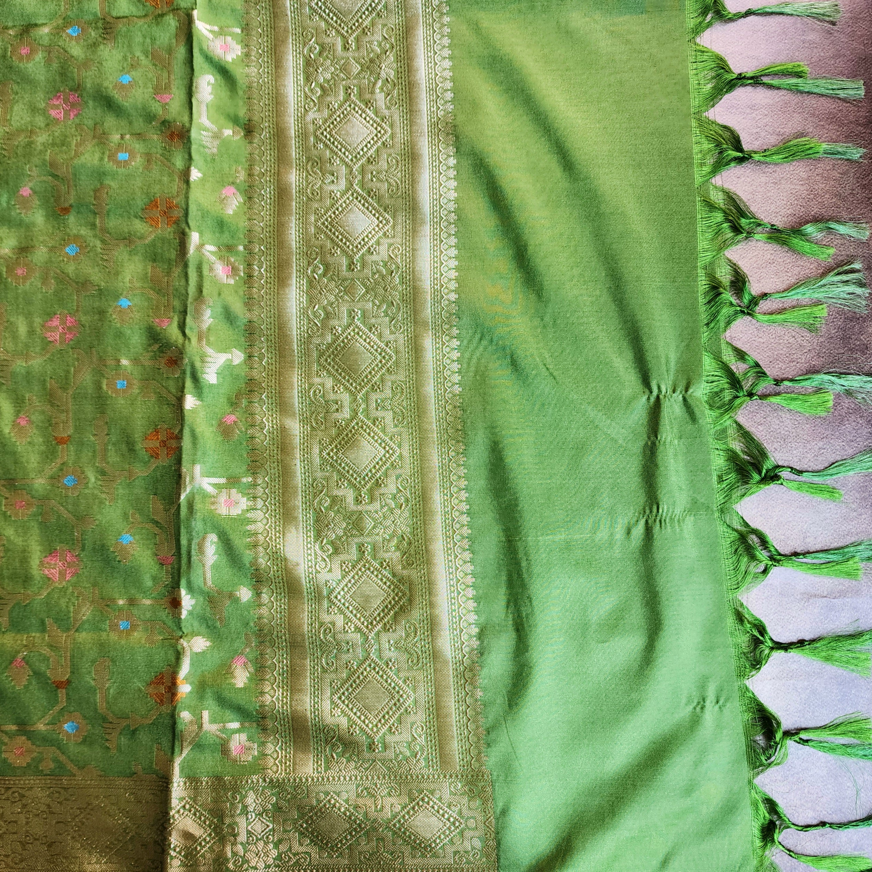 Golden Grid Banarasi Silk Dupatta with Meenakari Work in Mehendi Green
