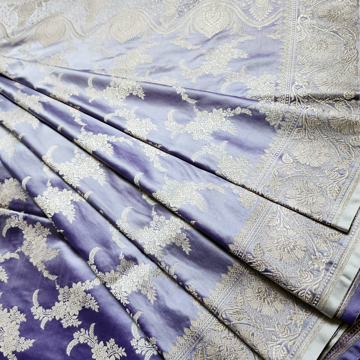 Mauve Banarasi Katan Silk Saree with Floral Vine Jaal