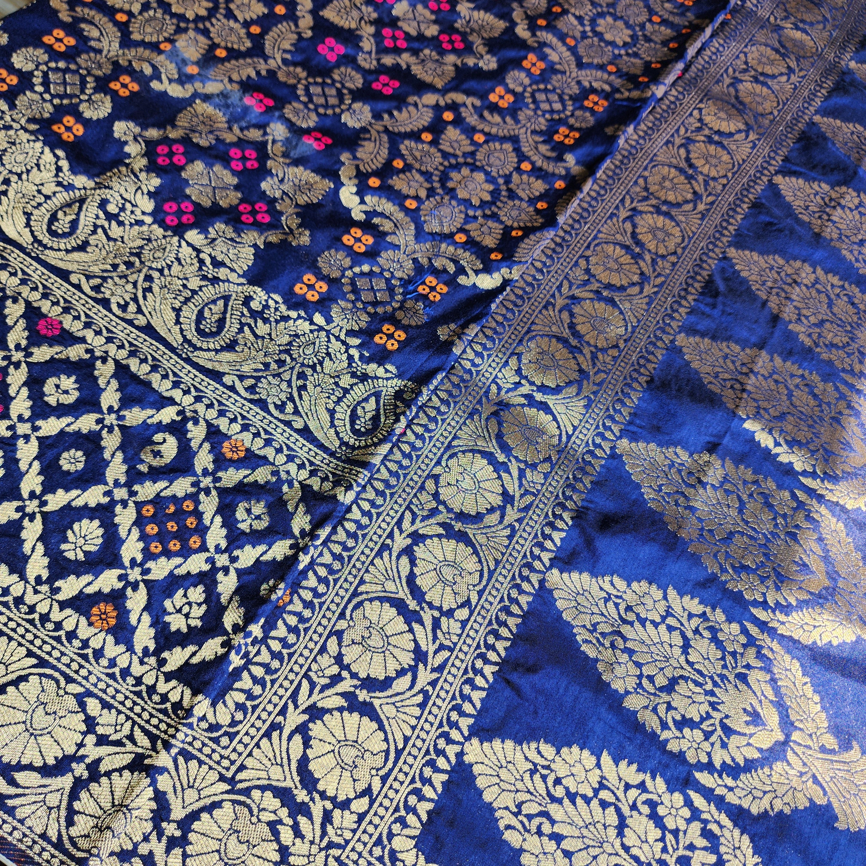 Royal Navy Blue Bandhani Dupatta with Floral and Geometric Zari Weave