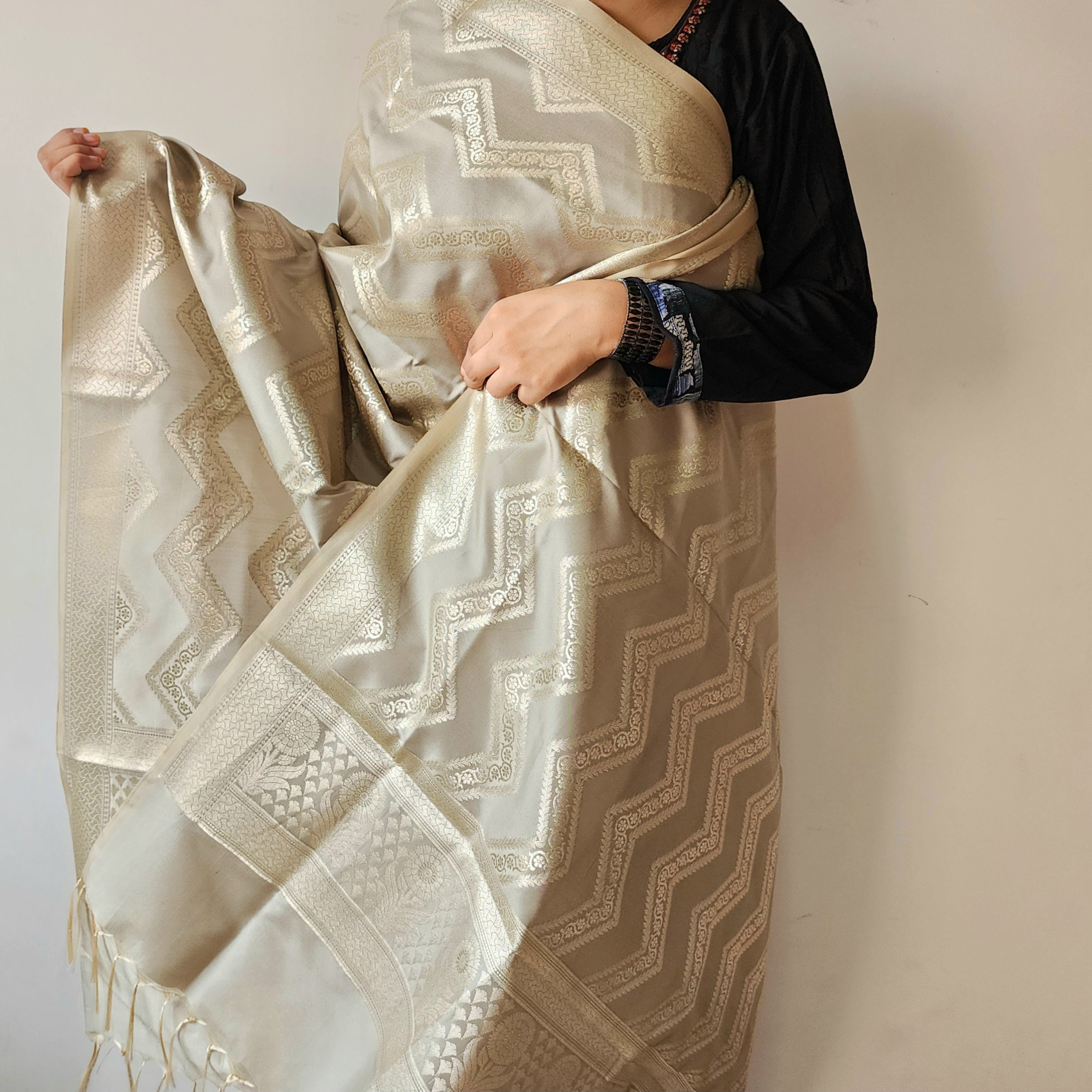 Dove Grey Banarasi Dupatta with Golden Zigzag Pattern