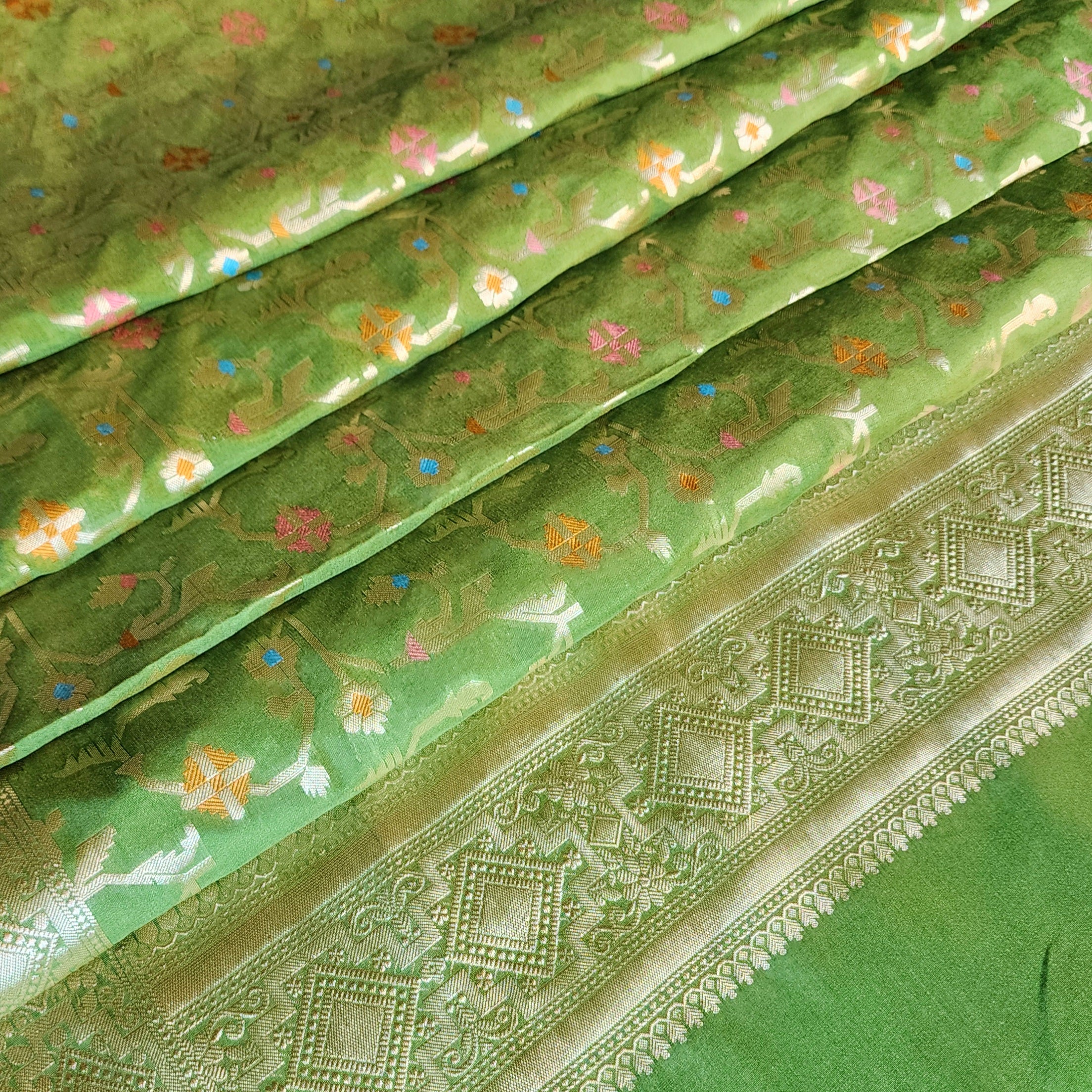 Golden Grid Banarasi Silk Dupatta with Meenakari Work in Mehendi Green