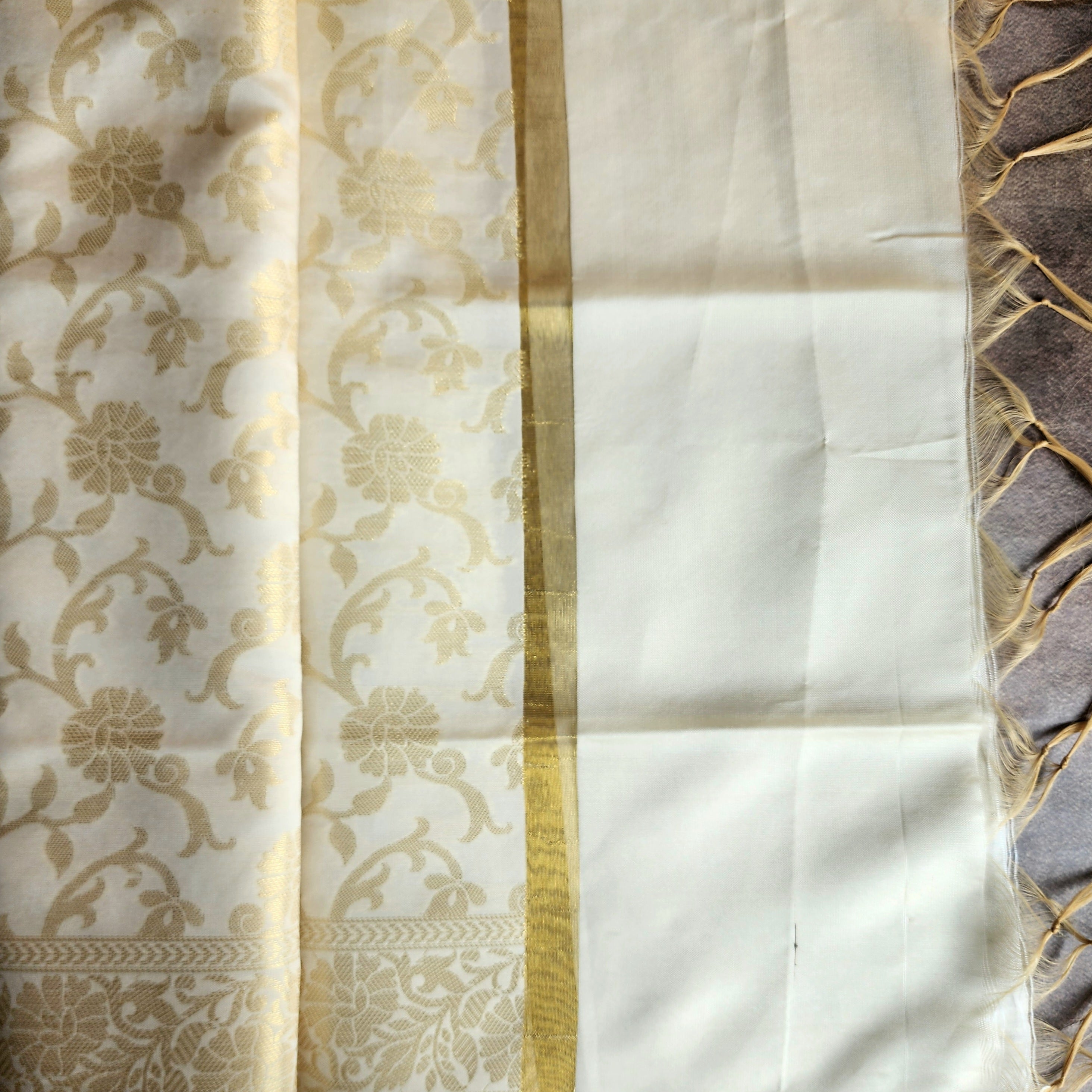 White Banarasi Tapetta Silk Dupatta with Gold Floral Weave