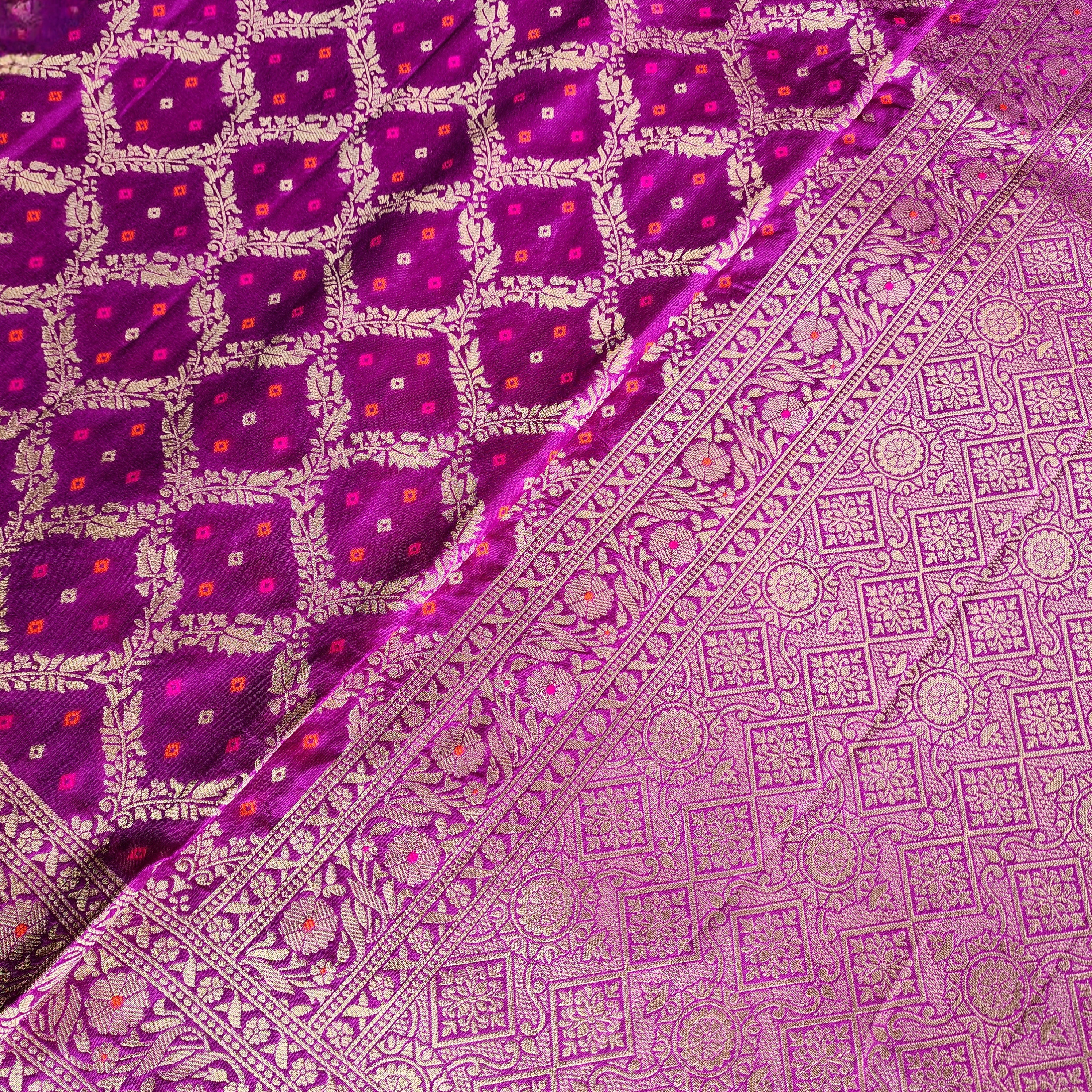 Bright Fuchsia Bandhani Dupatta with Traditional Jaal