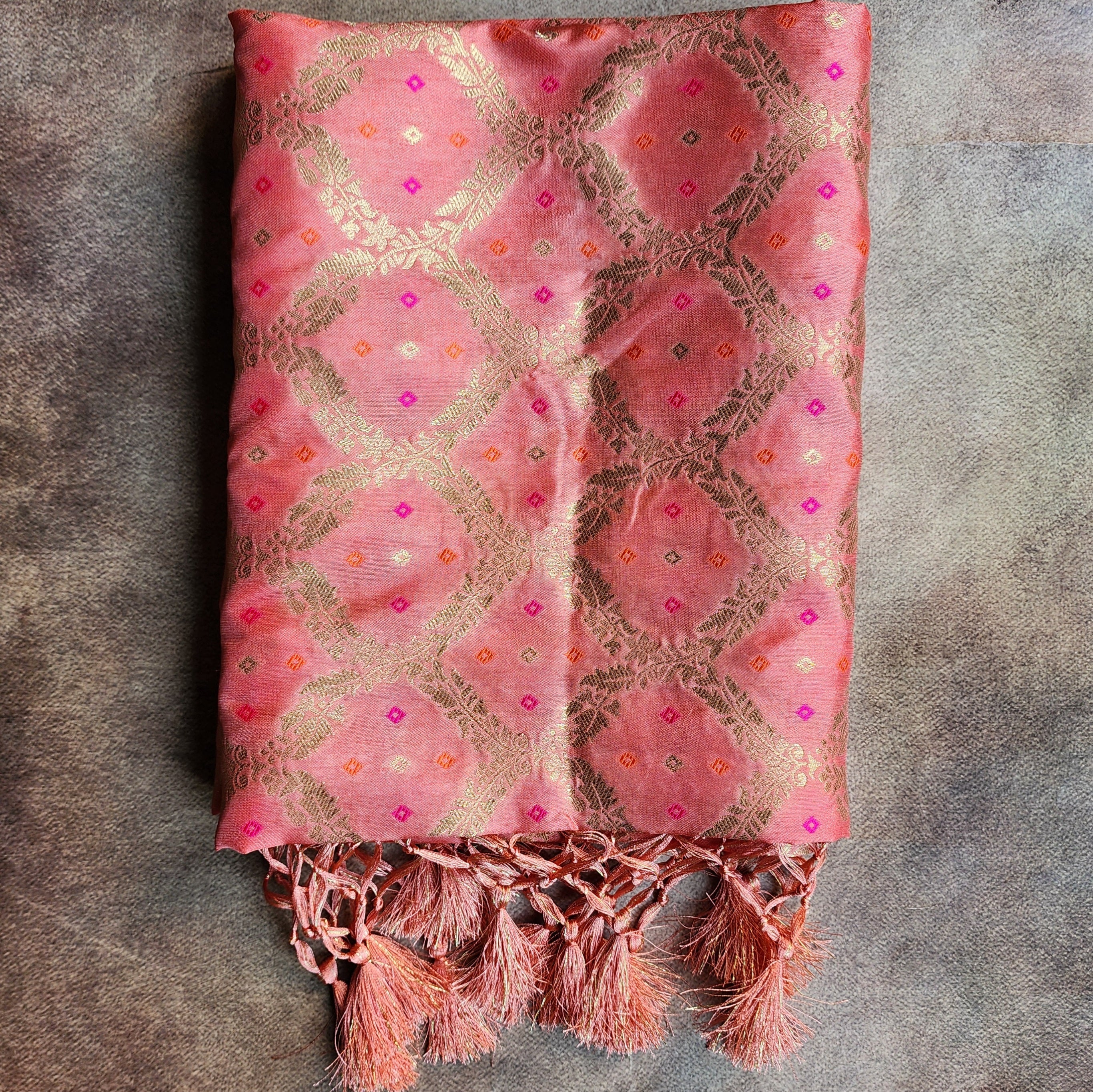Peach Bandhani Dupatta with Traditional Jaal