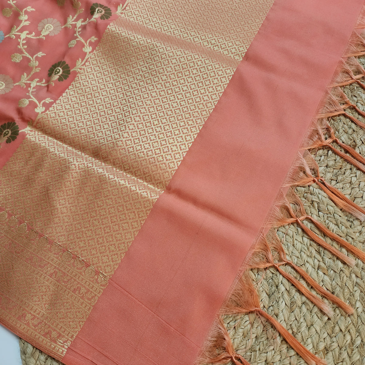 Banarasi Silk Floral Jaal Dupatta - Peach