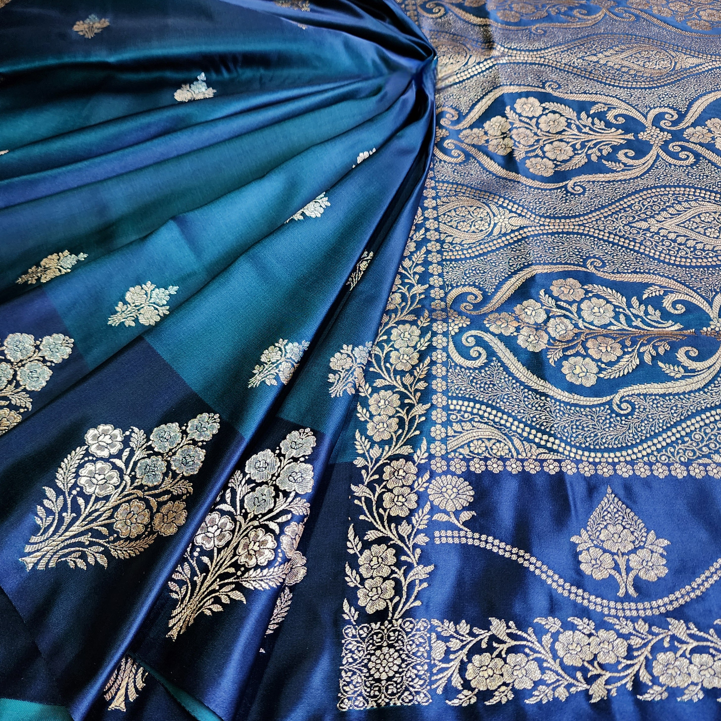 Dual-Tone Peacock Blue Pure Banarasi Katan Silk Saree