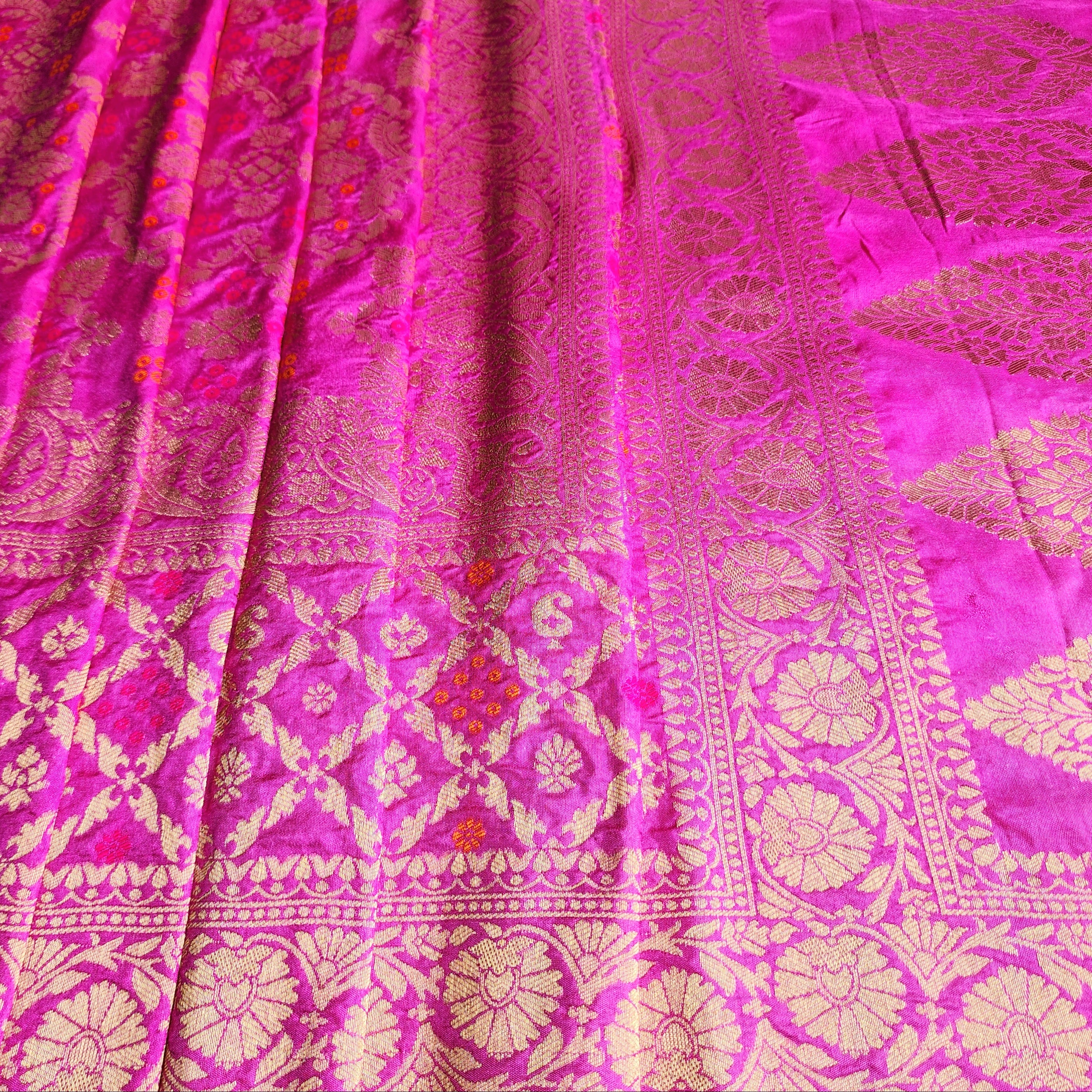 Orchid Purple Bandhani Dupatta with Floral and Geometric Zari Weave