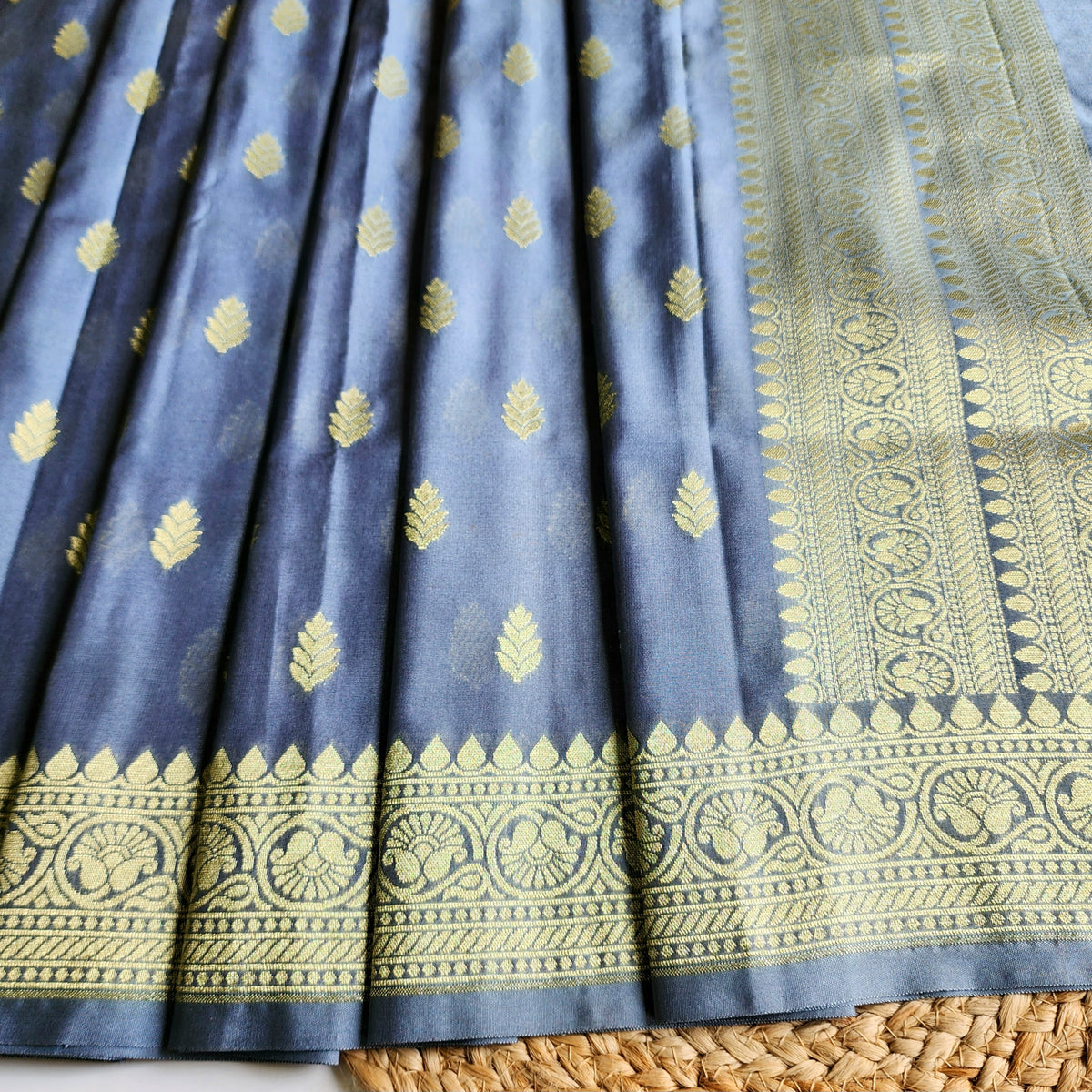 Steel Blue Banarasi Tapetta Silk Leaf Weave Dupatta