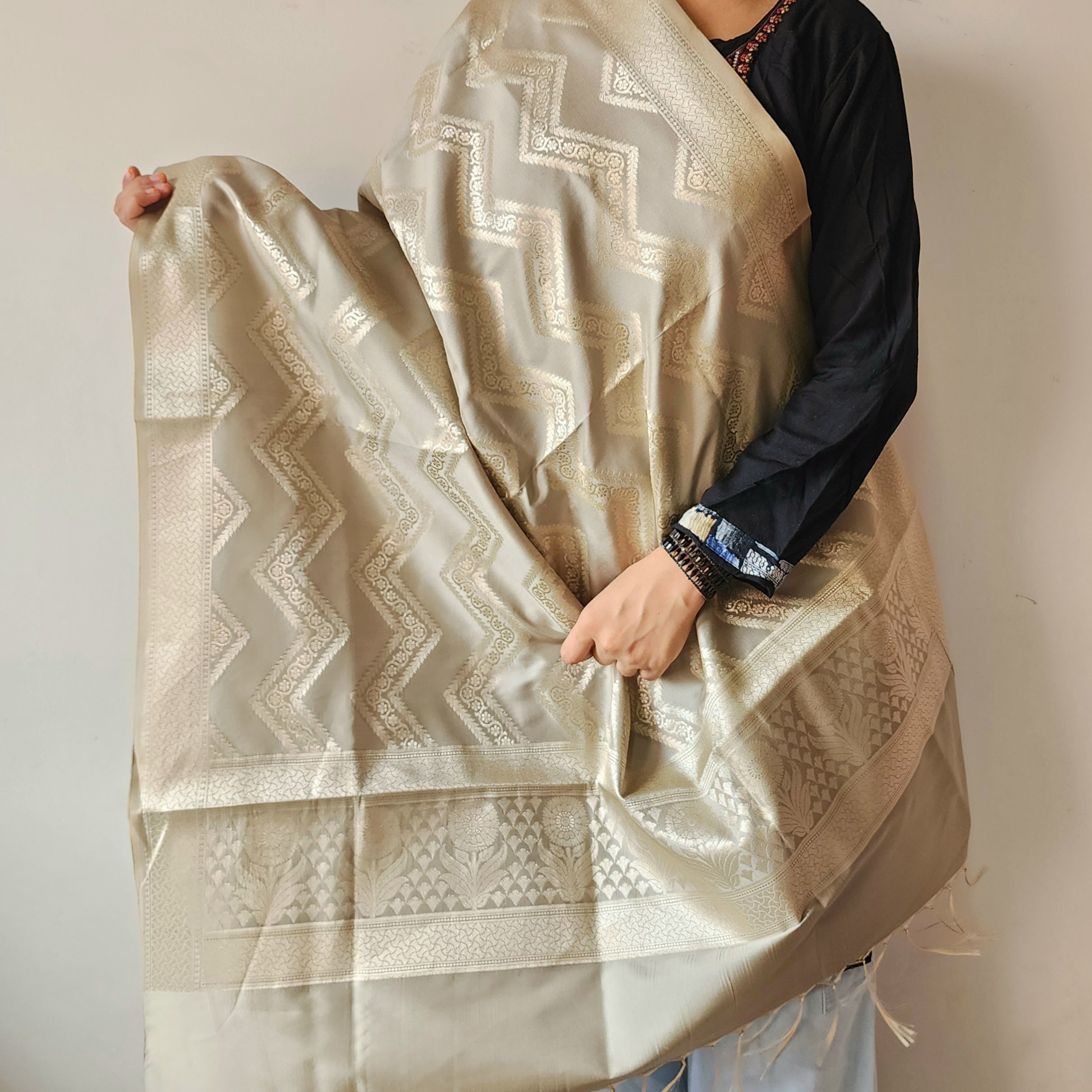 Dove Grey Banarasi Dupatta with Golden Zigzag Pattern