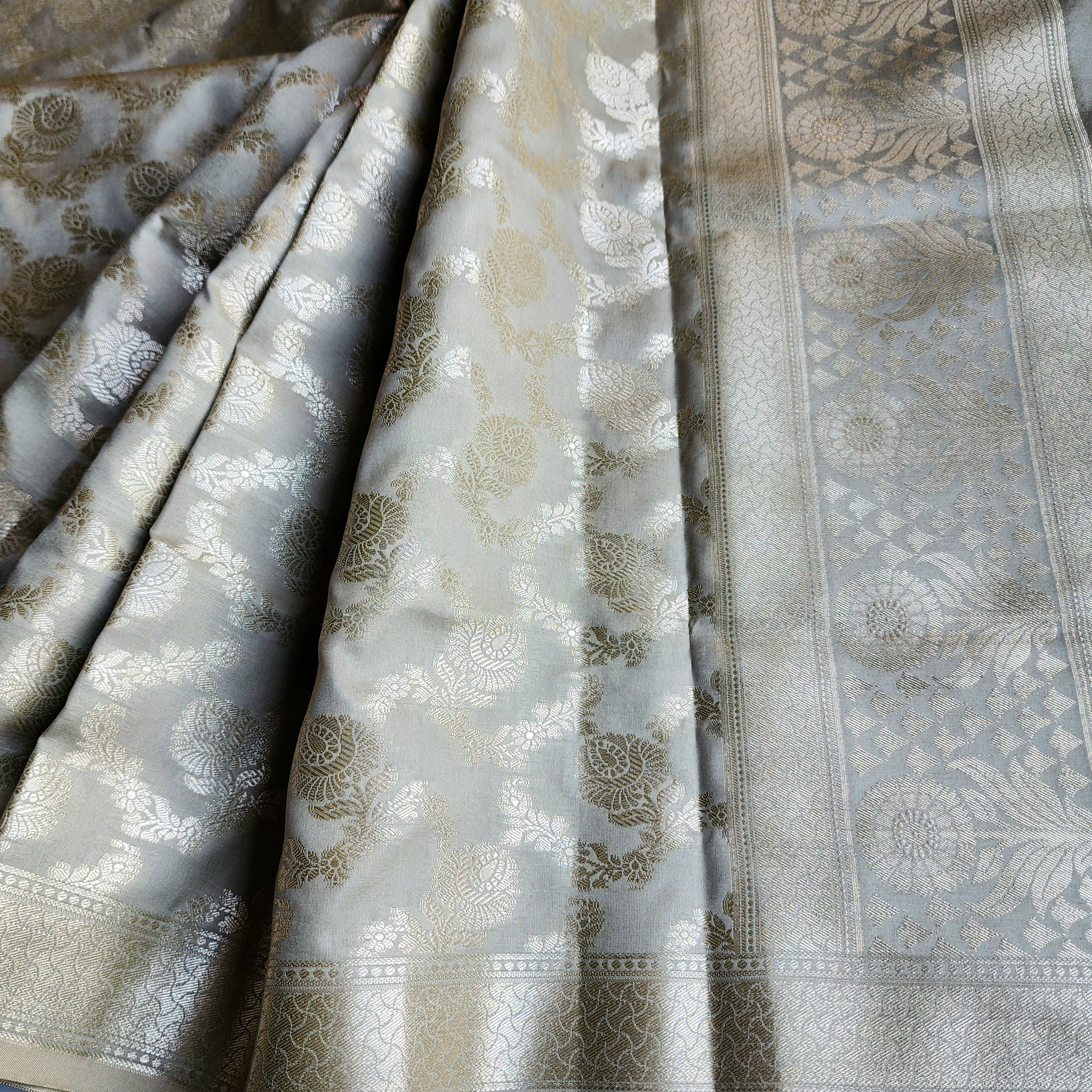 Platinum Grey Floral Jaal Dupatta with Mughal-Inspired Zari Border
