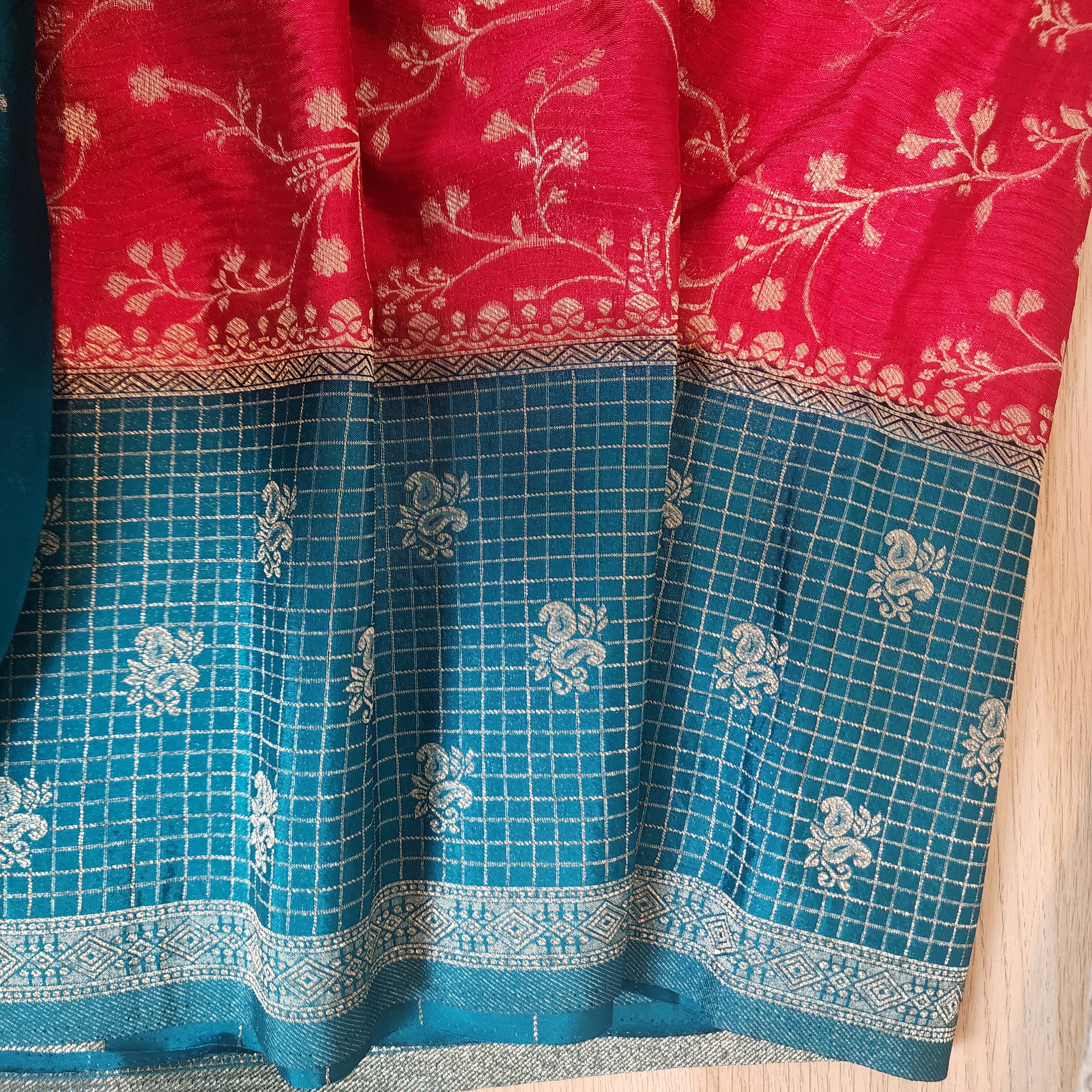 Banarasi Georgette Saree in Luxe Red & Teal with Gold Zari Work