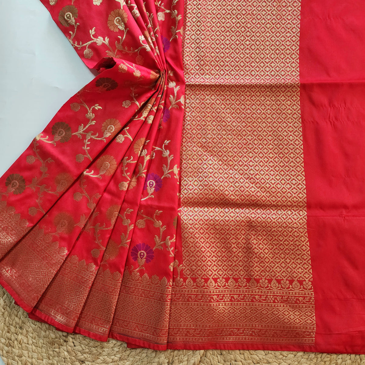 Banarasi Silk Floral Jaal Dupatta - Crimson Red