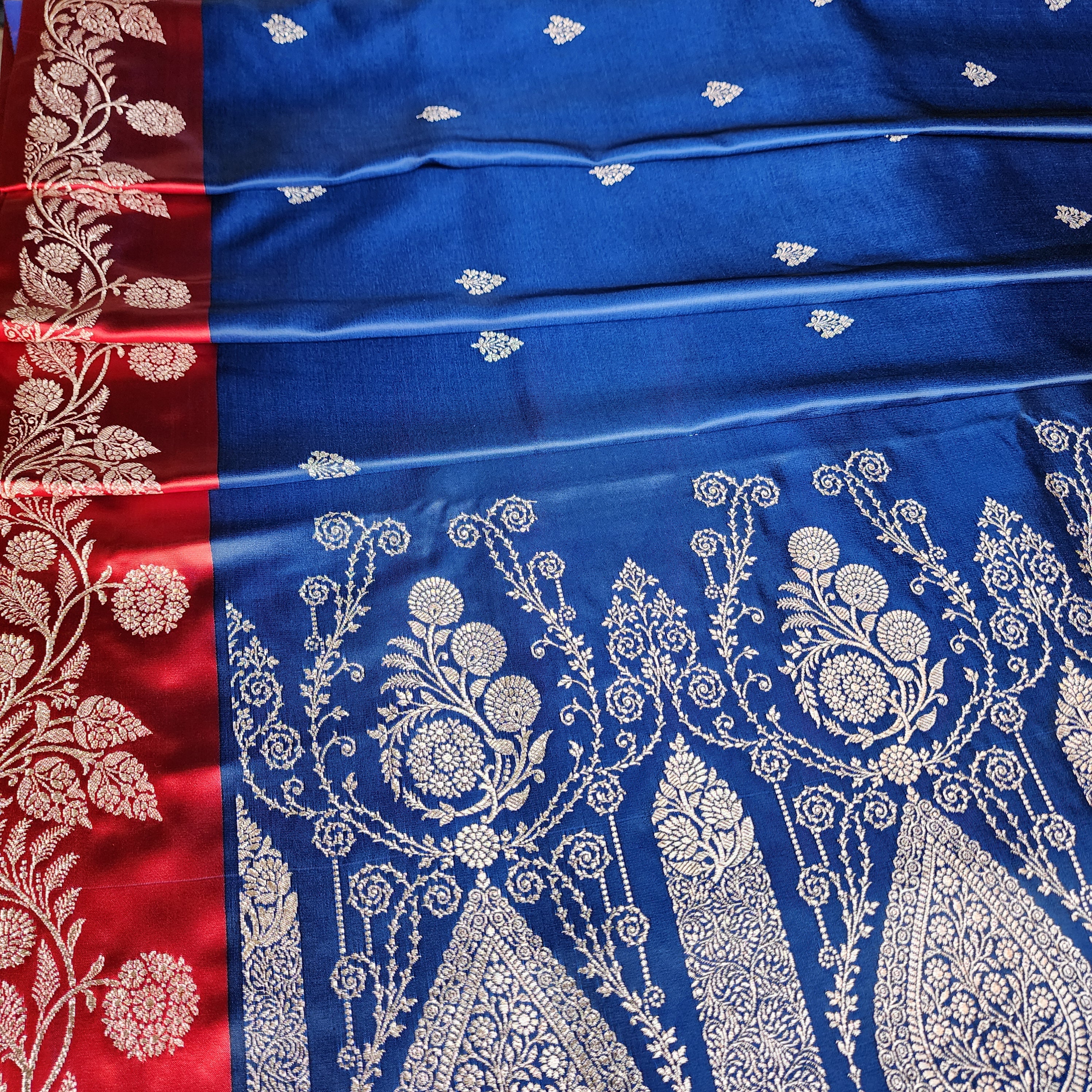 Navy Blue Pure Banarasi Katan Silk Saree with Vermilion Red Border