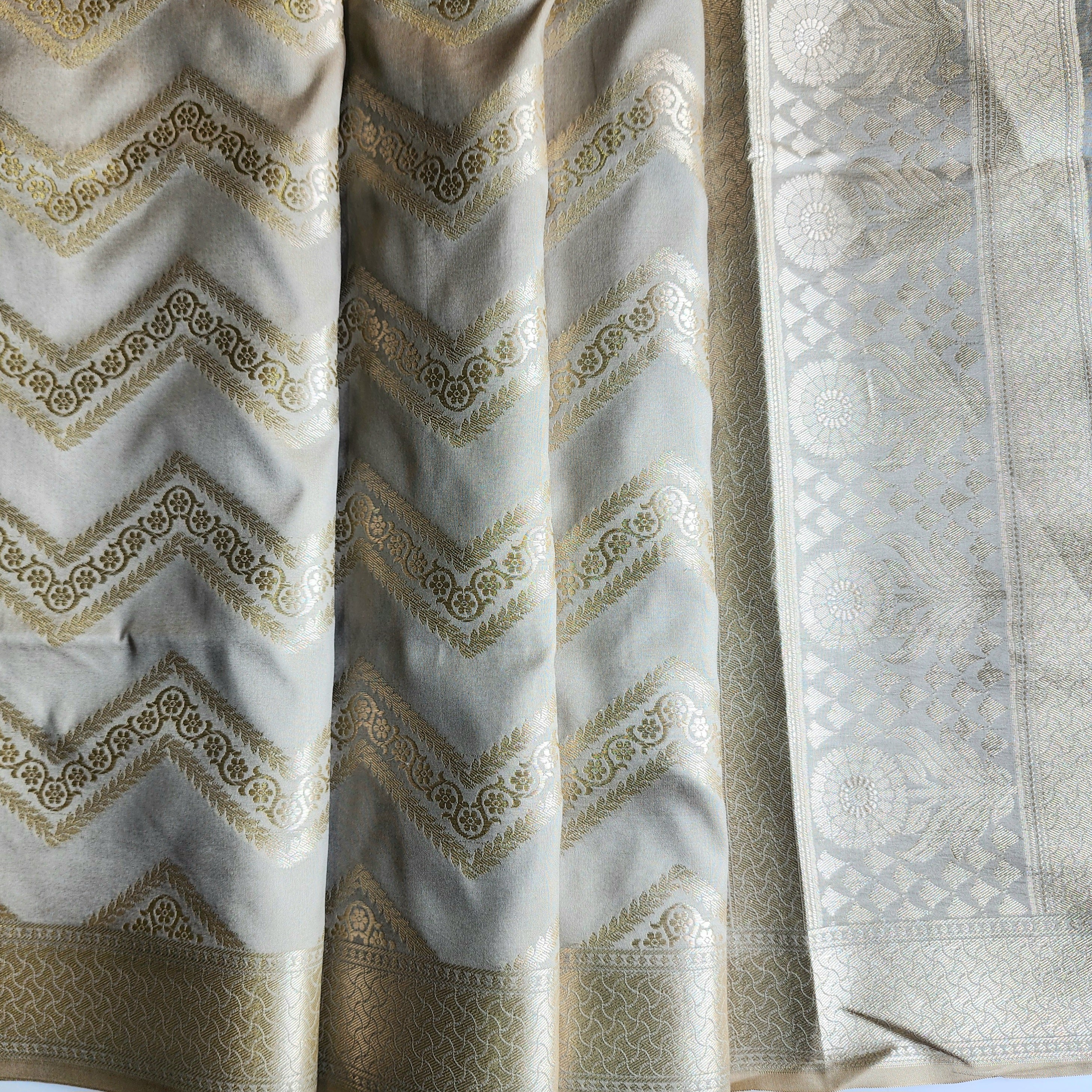 Dove Grey Banarasi Dupatta with Golden Zigzag Pattern