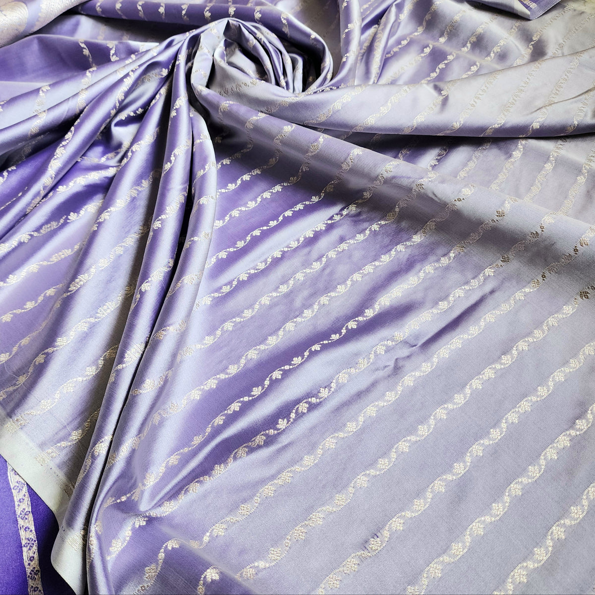 Mauve Banarasi Katan Silk Saree with Floral Vine Jaal