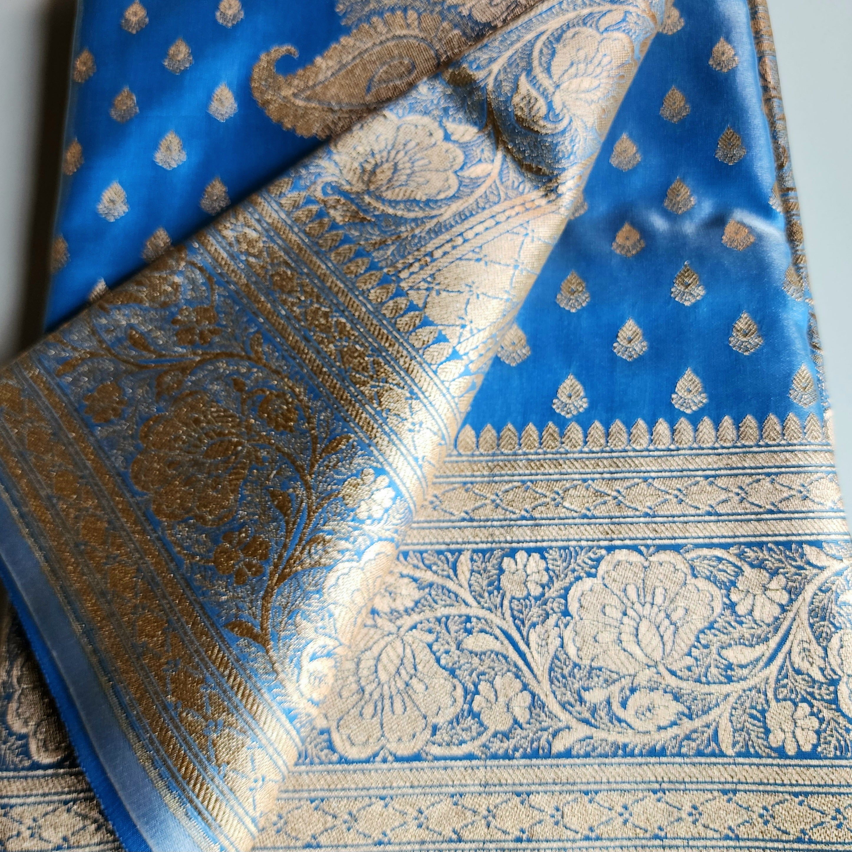 Rich Electric Blue Banarasi Silk Saree with Gold Zari Weaving