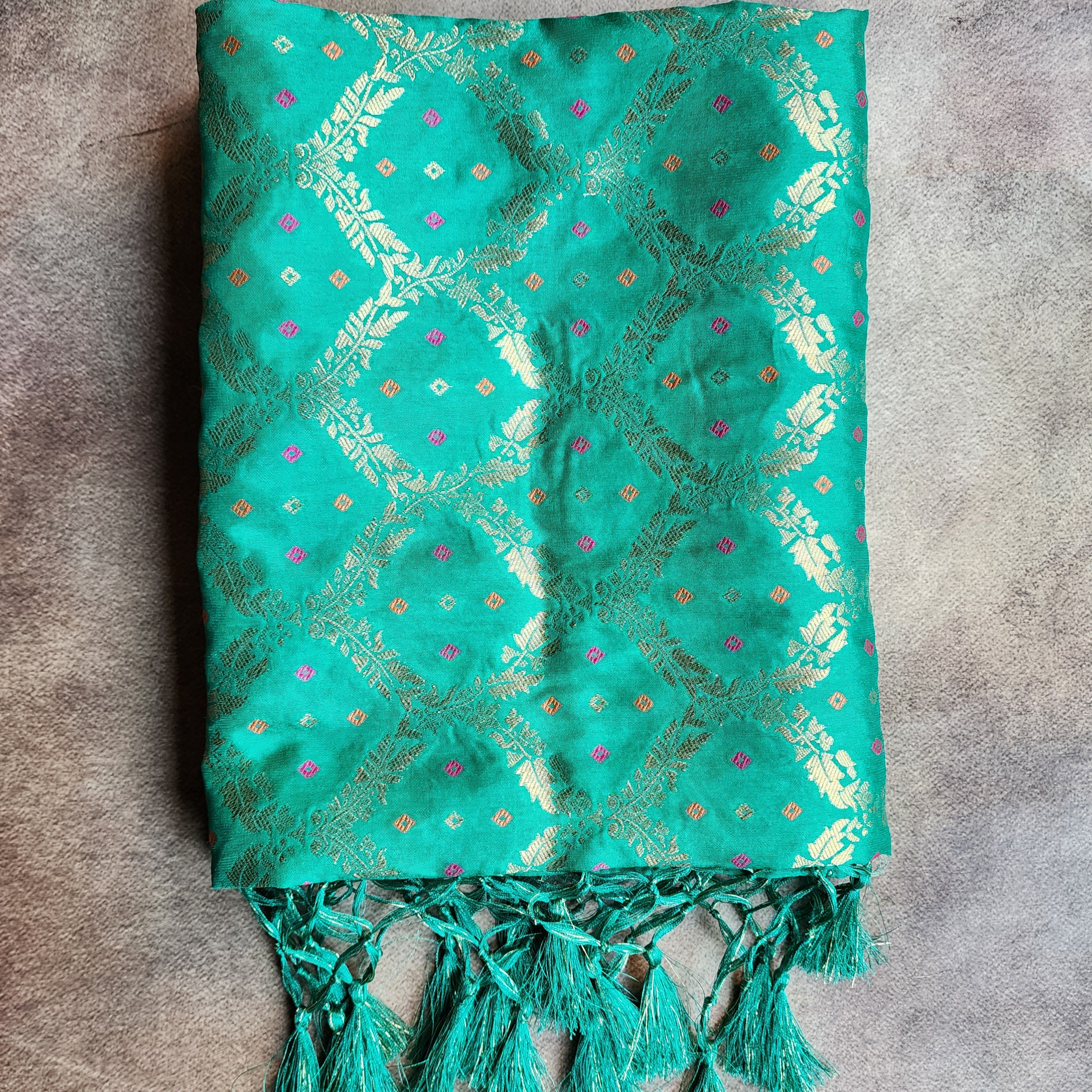 Aqua Green Bandhani Dupatta with Traditional Jaal