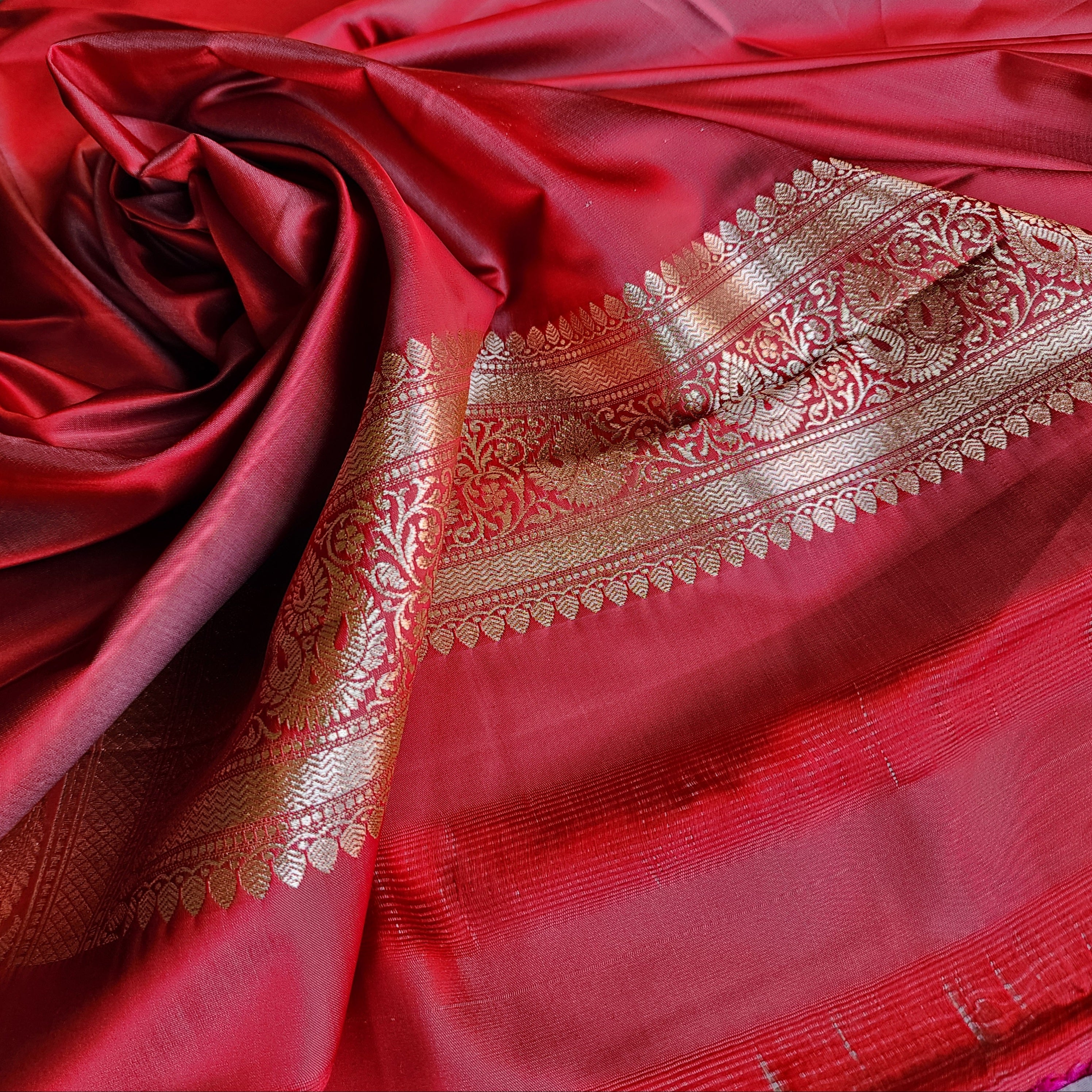 Rich Rose Pink Pure Banarasi Katan Silk Saree with light Gold Zari Weaving