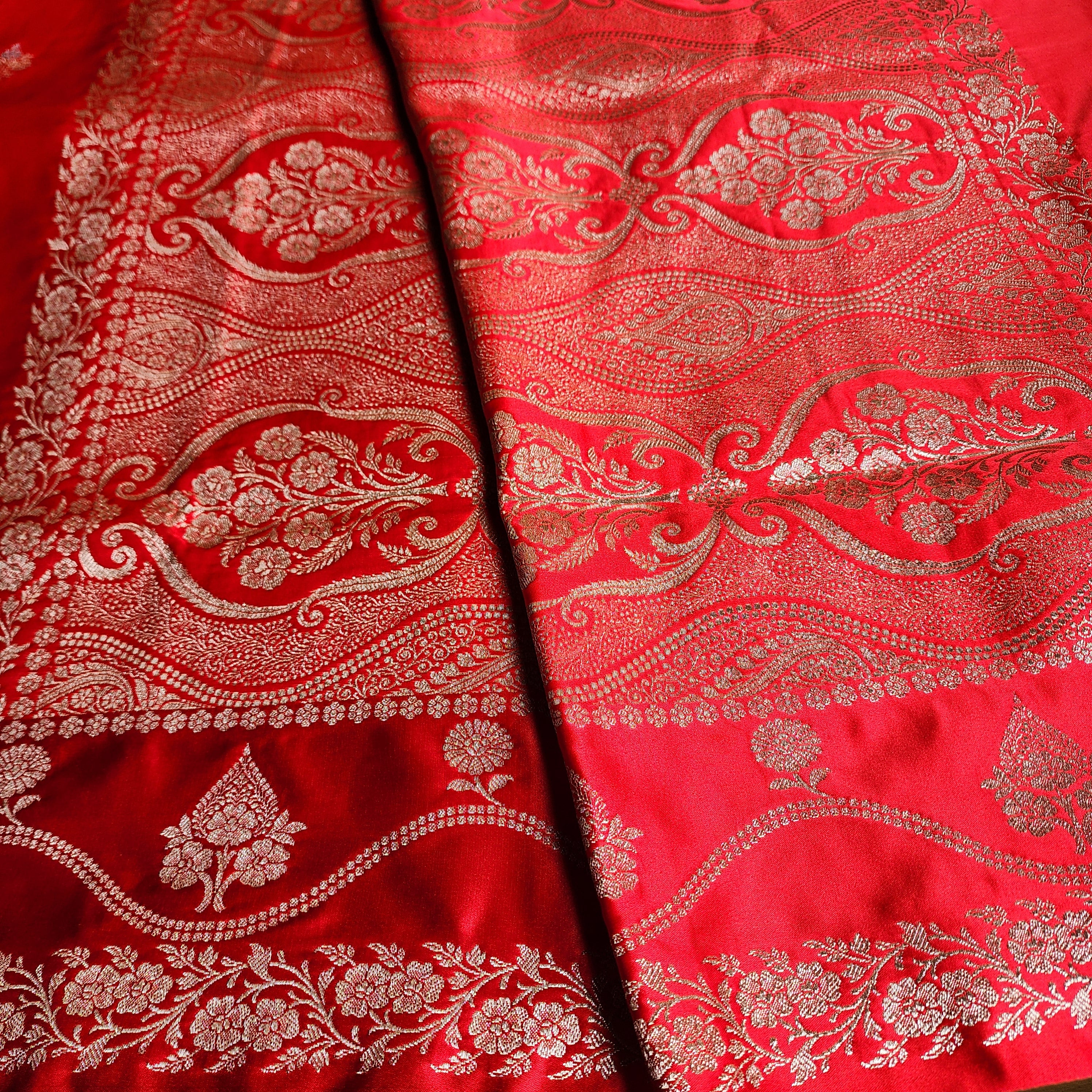 Dual-Tone Bright Red Pure Banarasi Katan Silk Saree
