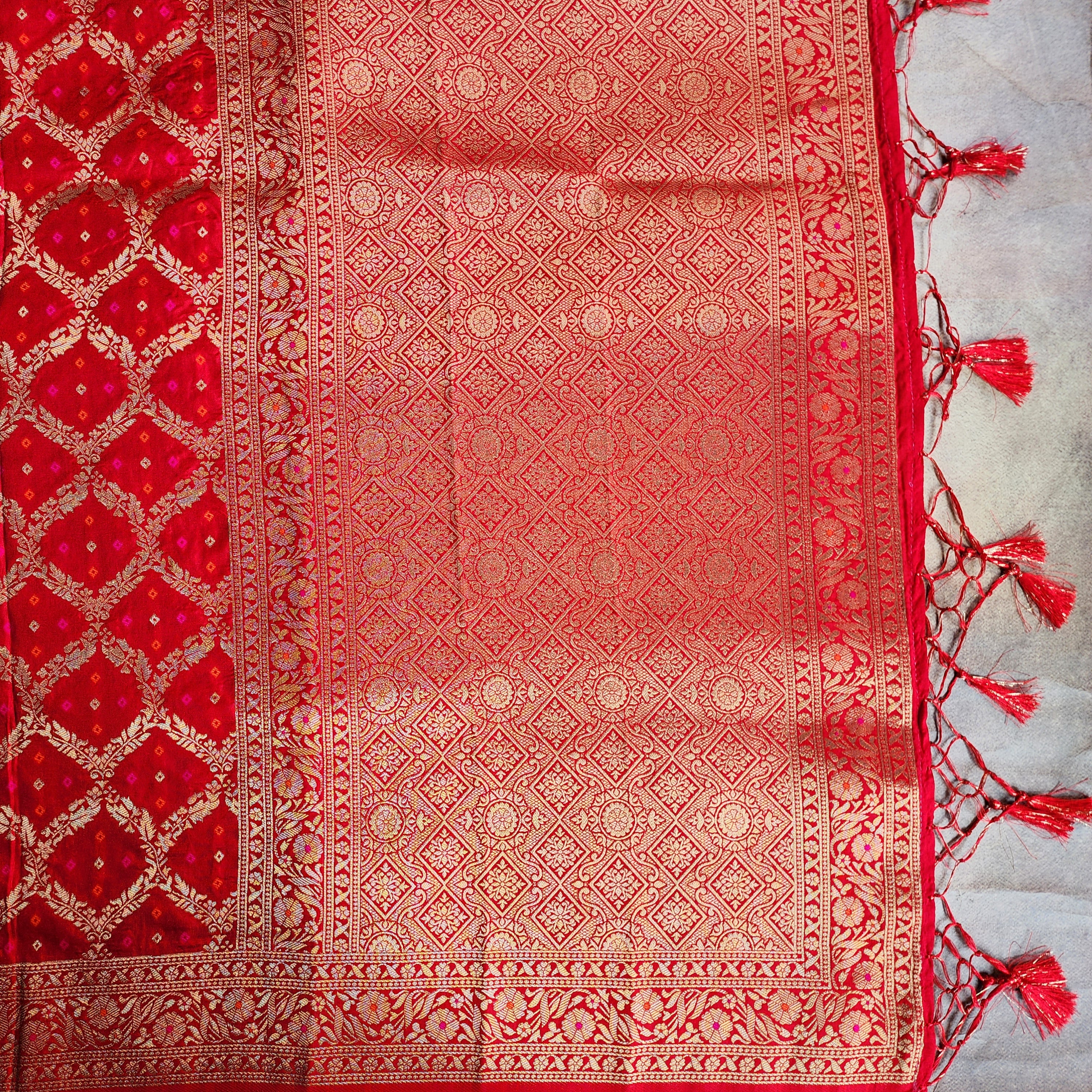 Red Bandhani Dupatta with Traditional Jaal
