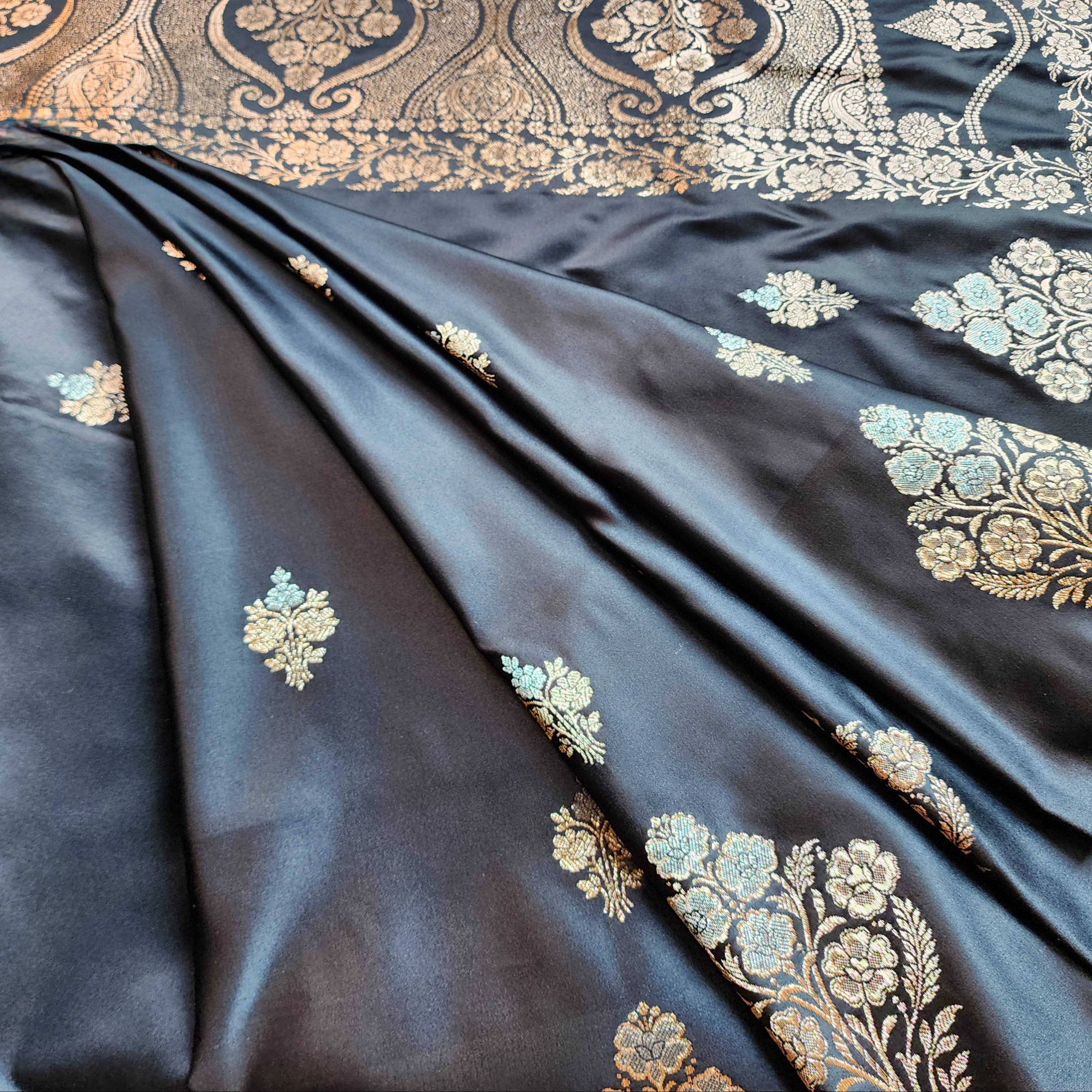 Dual-Tone Black Pure Banarasi Katan Silk Saree
