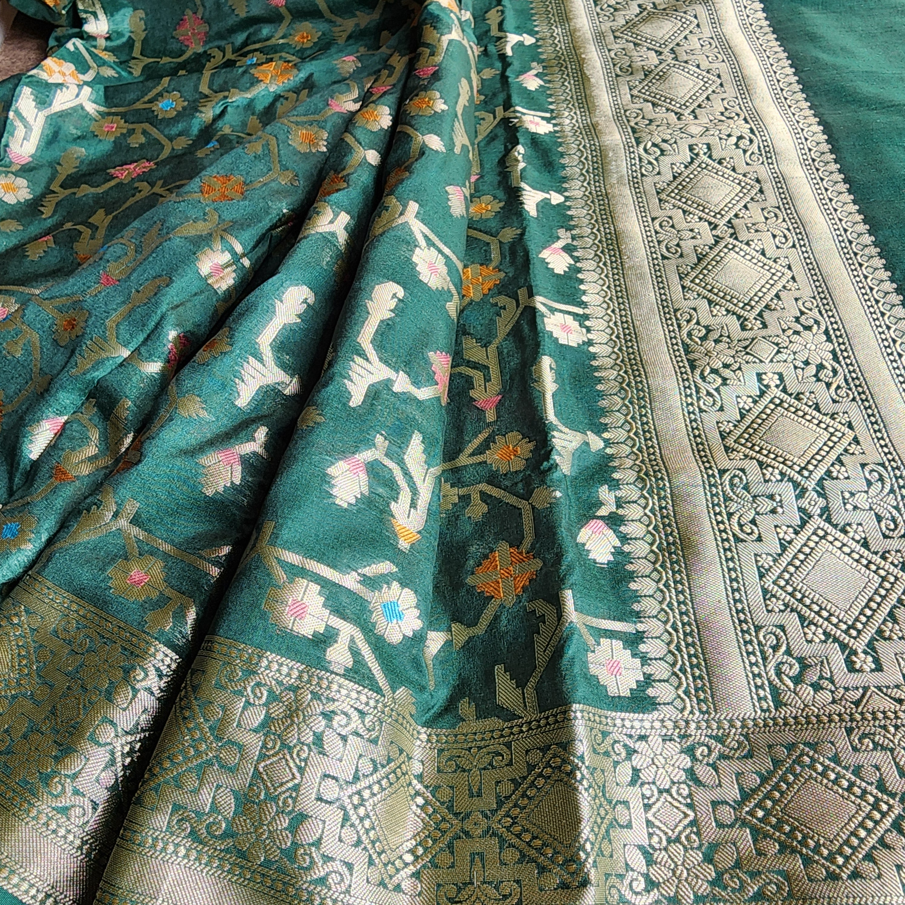 Golden Grid Banarasi Silk Dupatta with Meenakari Work in Dark Bottle Green