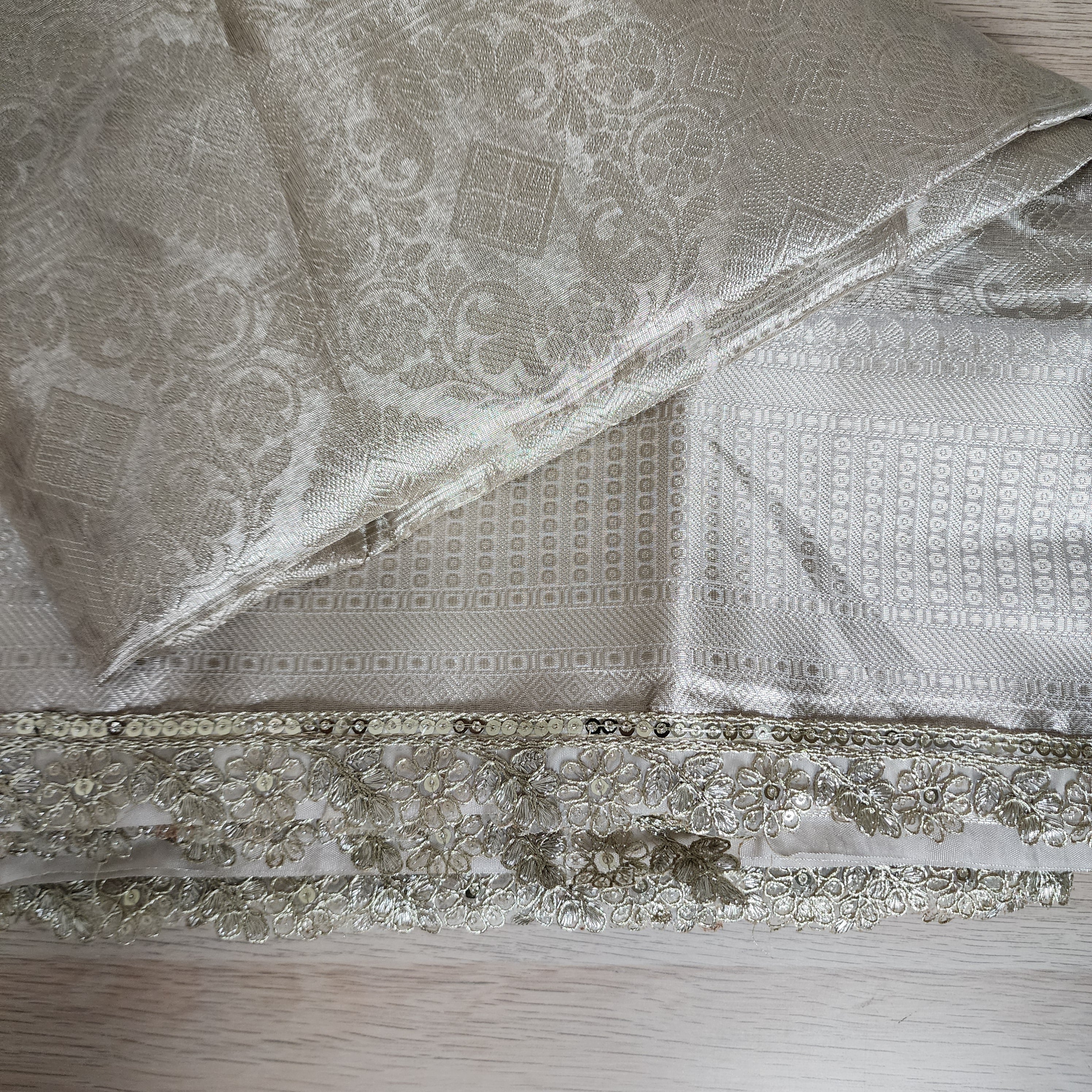 Elegant Glass Tissue Silk Saree in Brocade style weaving