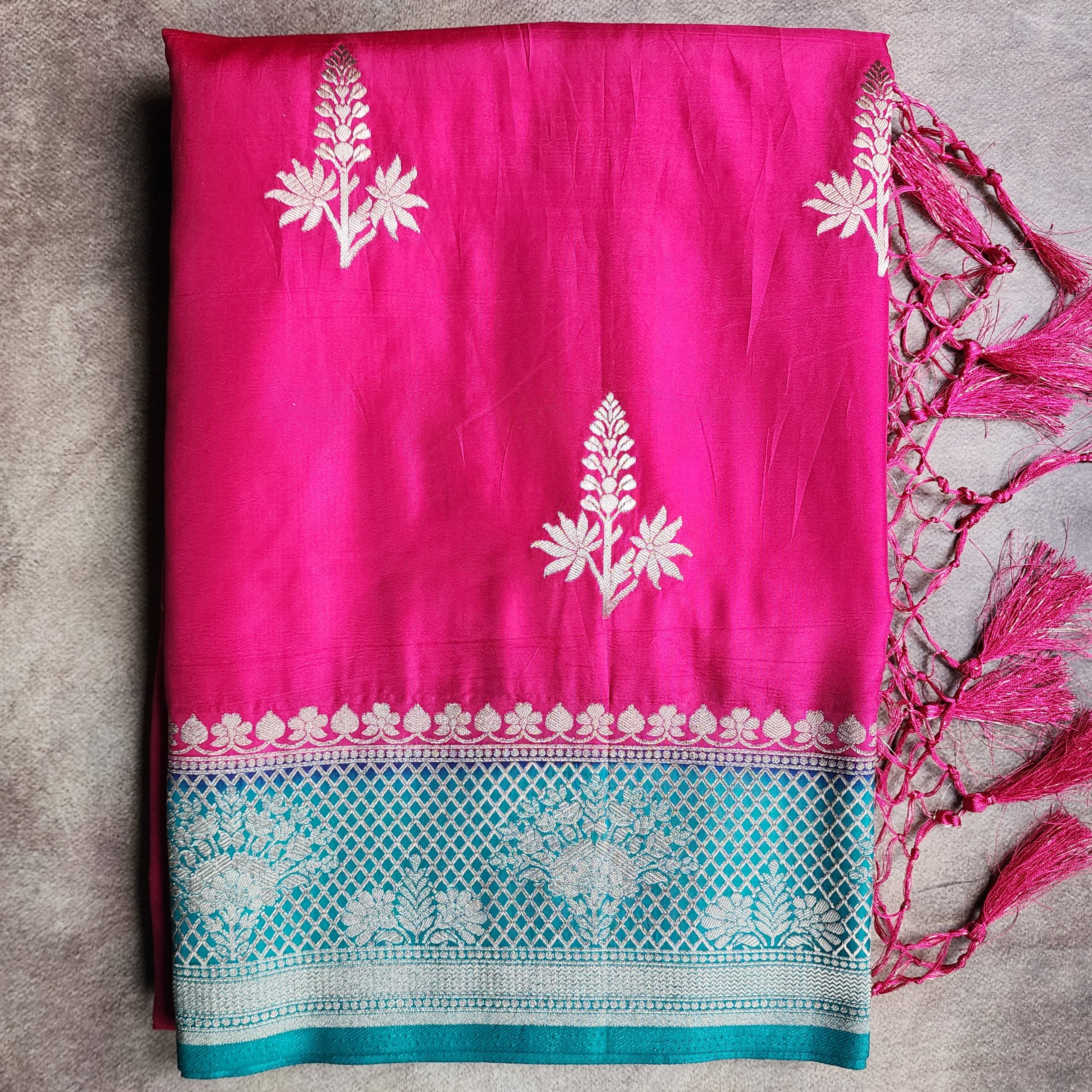 Deep Fuchsia Crepe Georgette Silk Saree with Contrast Turquoise Border