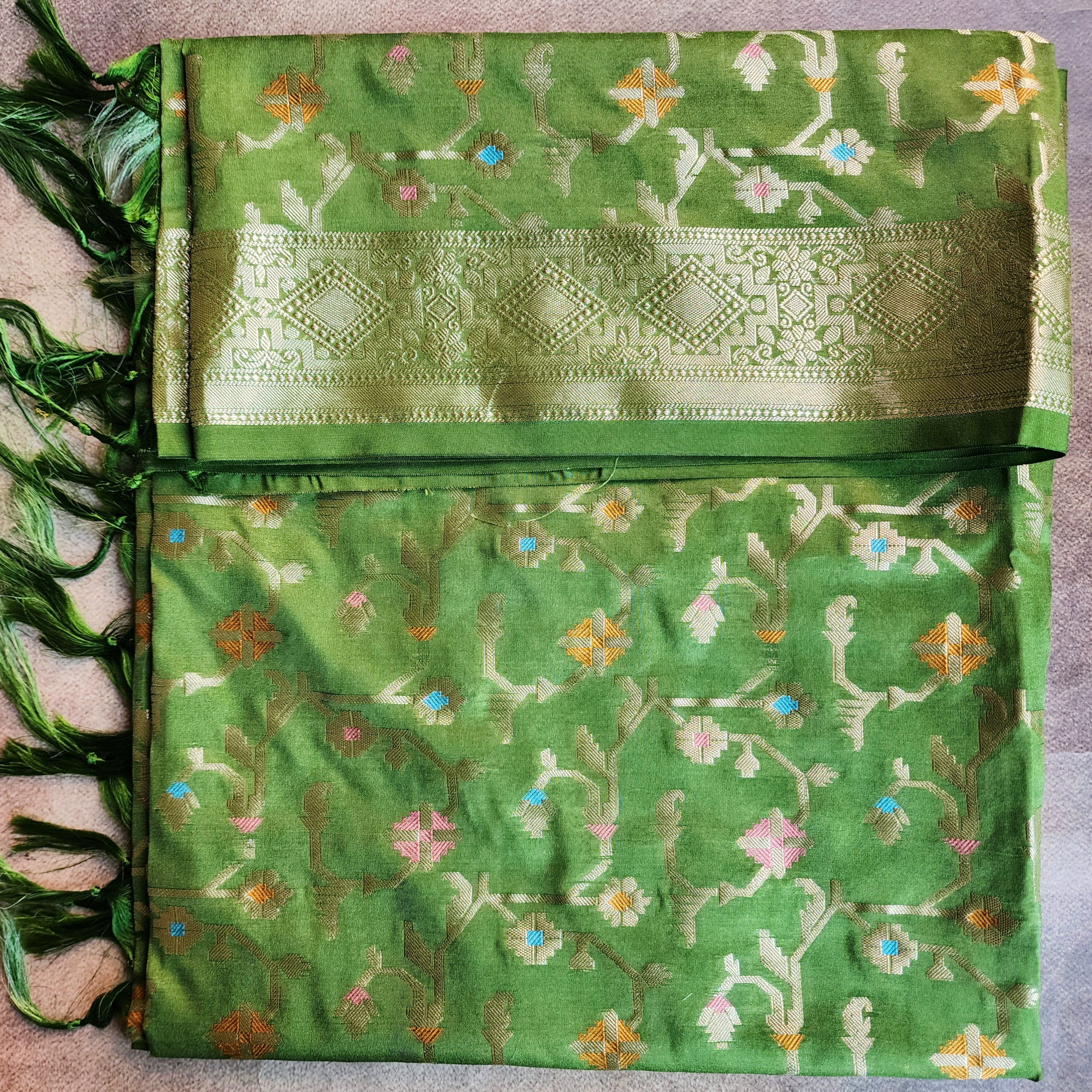 Golden Grid Banarasi Silk Dupatta with Meenakari Work in Mehendi Green