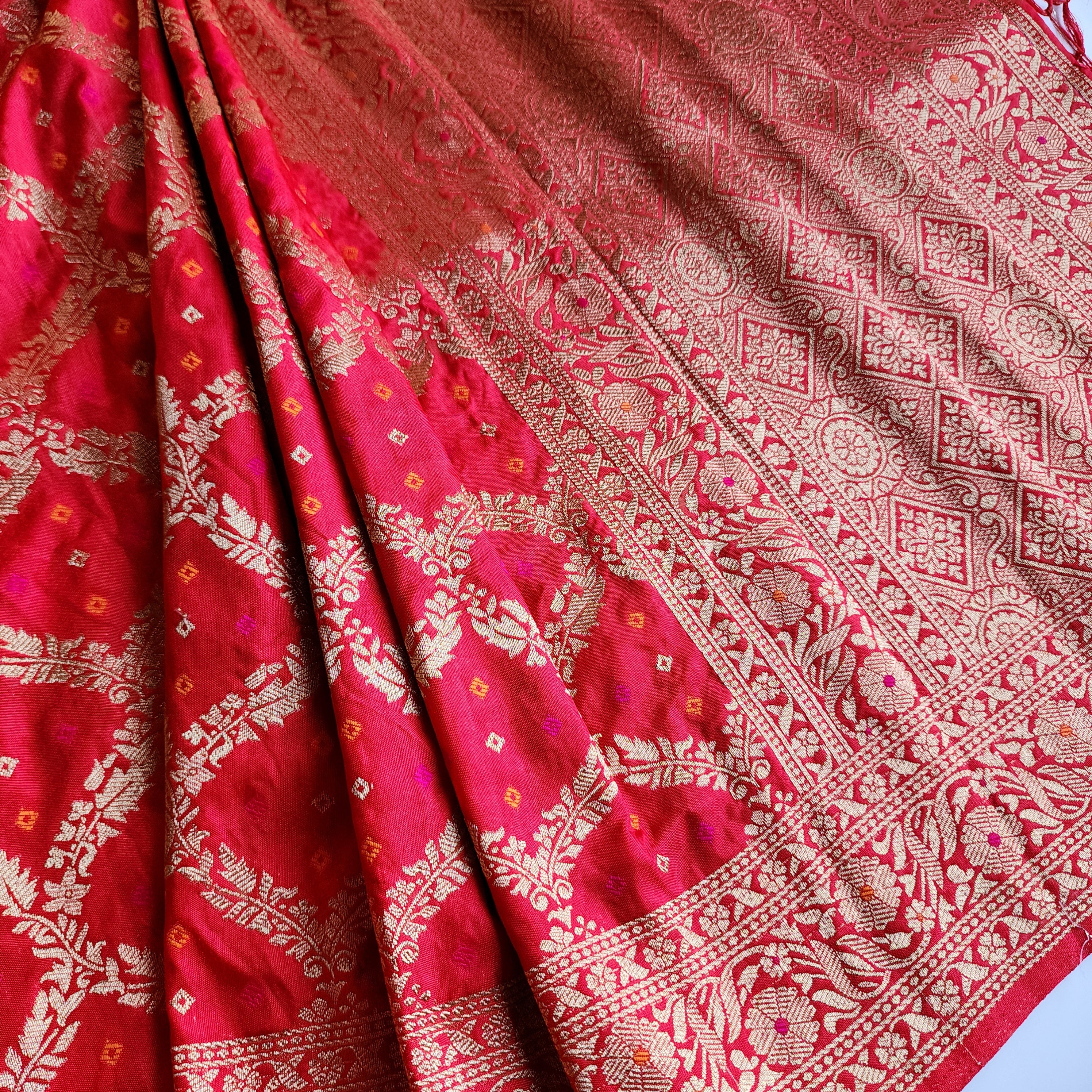 Crimson Red Bandhani Dupatta with Traditional Jaal