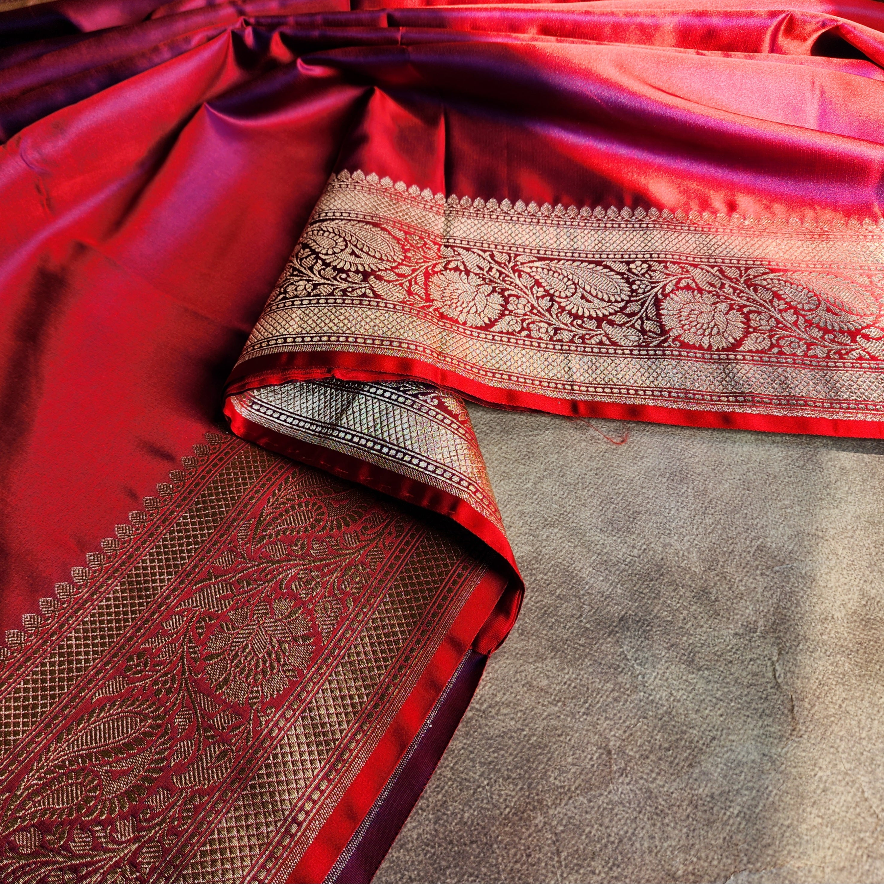 Dhoop Chhaon Raspberry Banarasi Katan Silk Saree