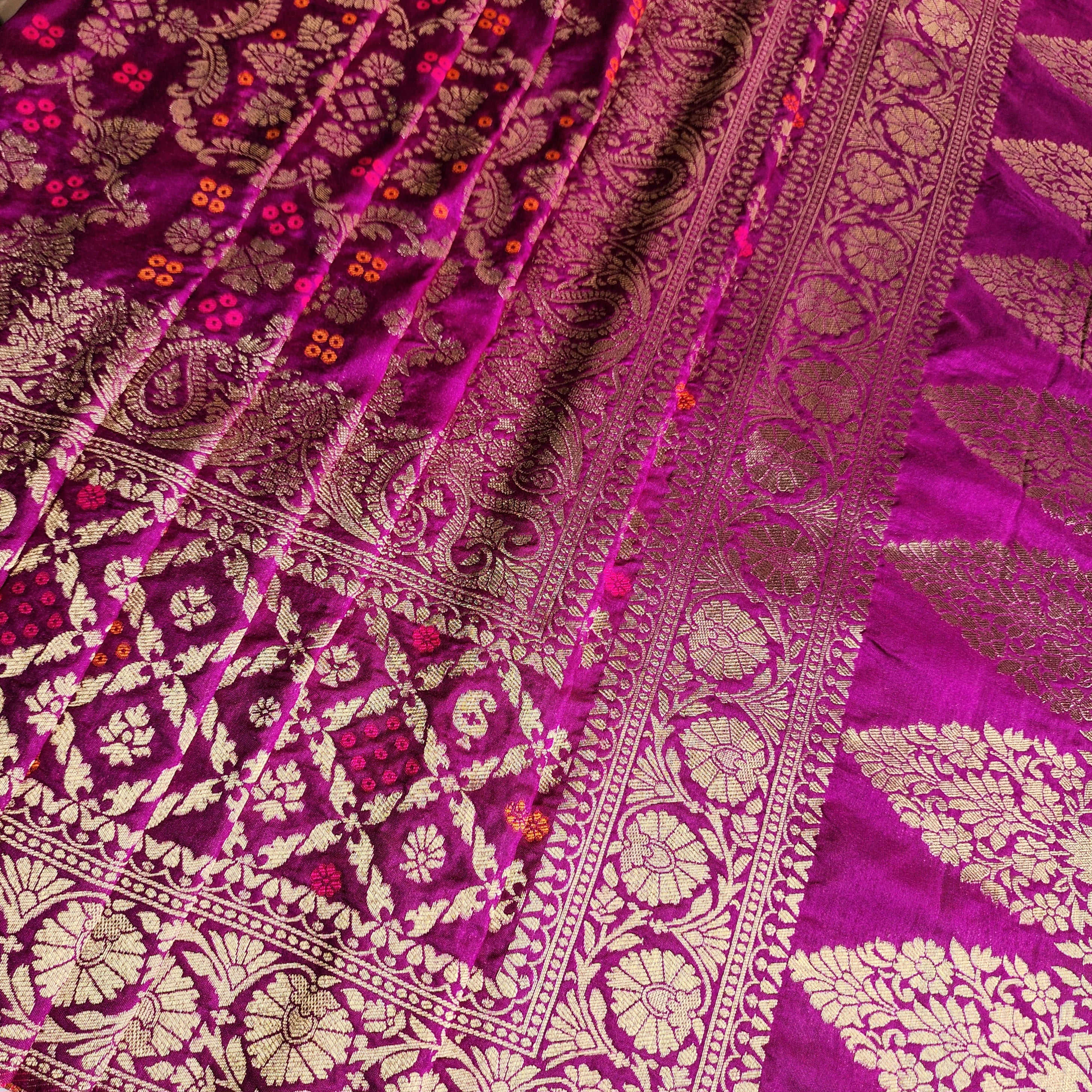 Berry Purple Bandhani Dupatta with Floral and Geometric Zari Weave