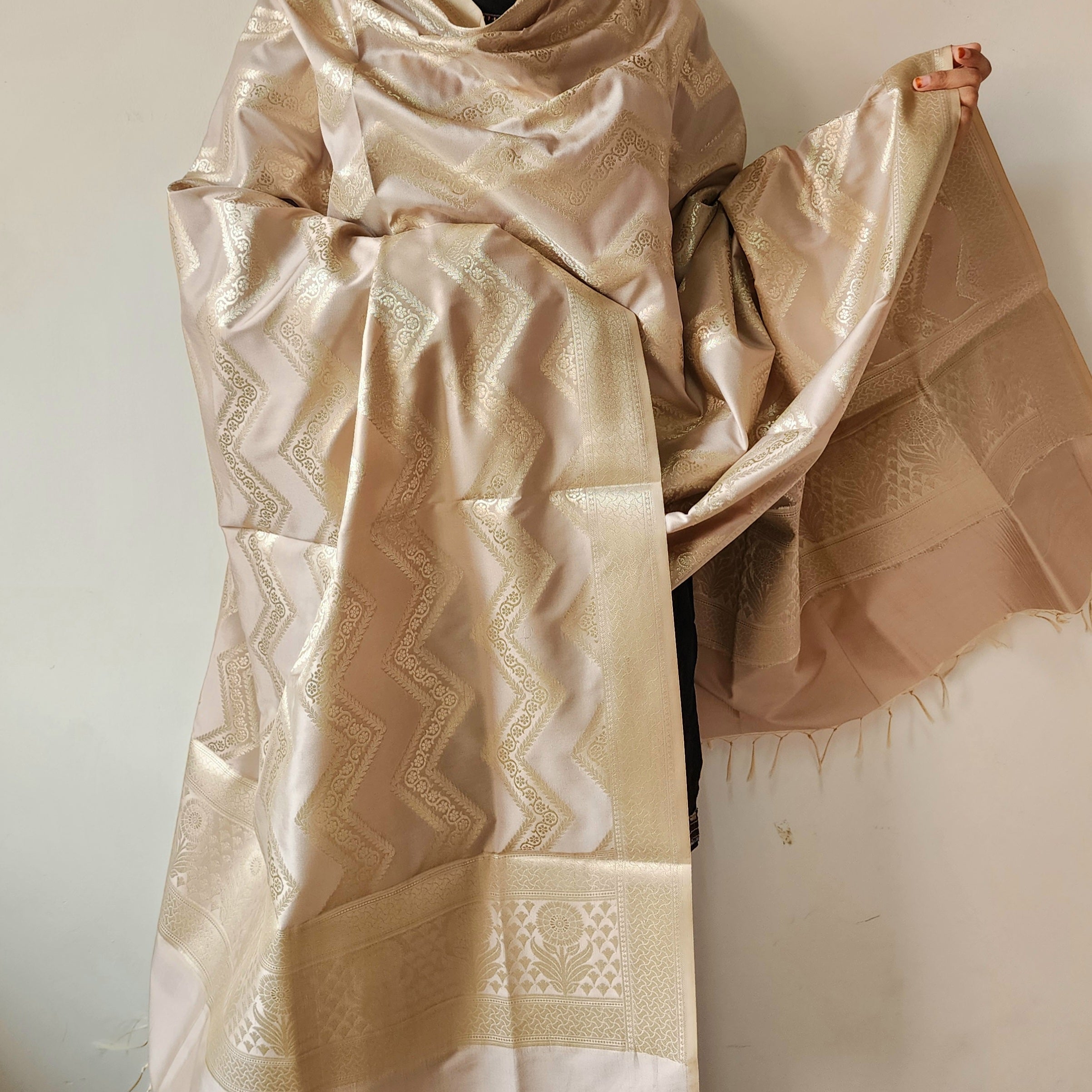 Light Mushroom Banarasi Dupatta with Golden Zigzag Pattern