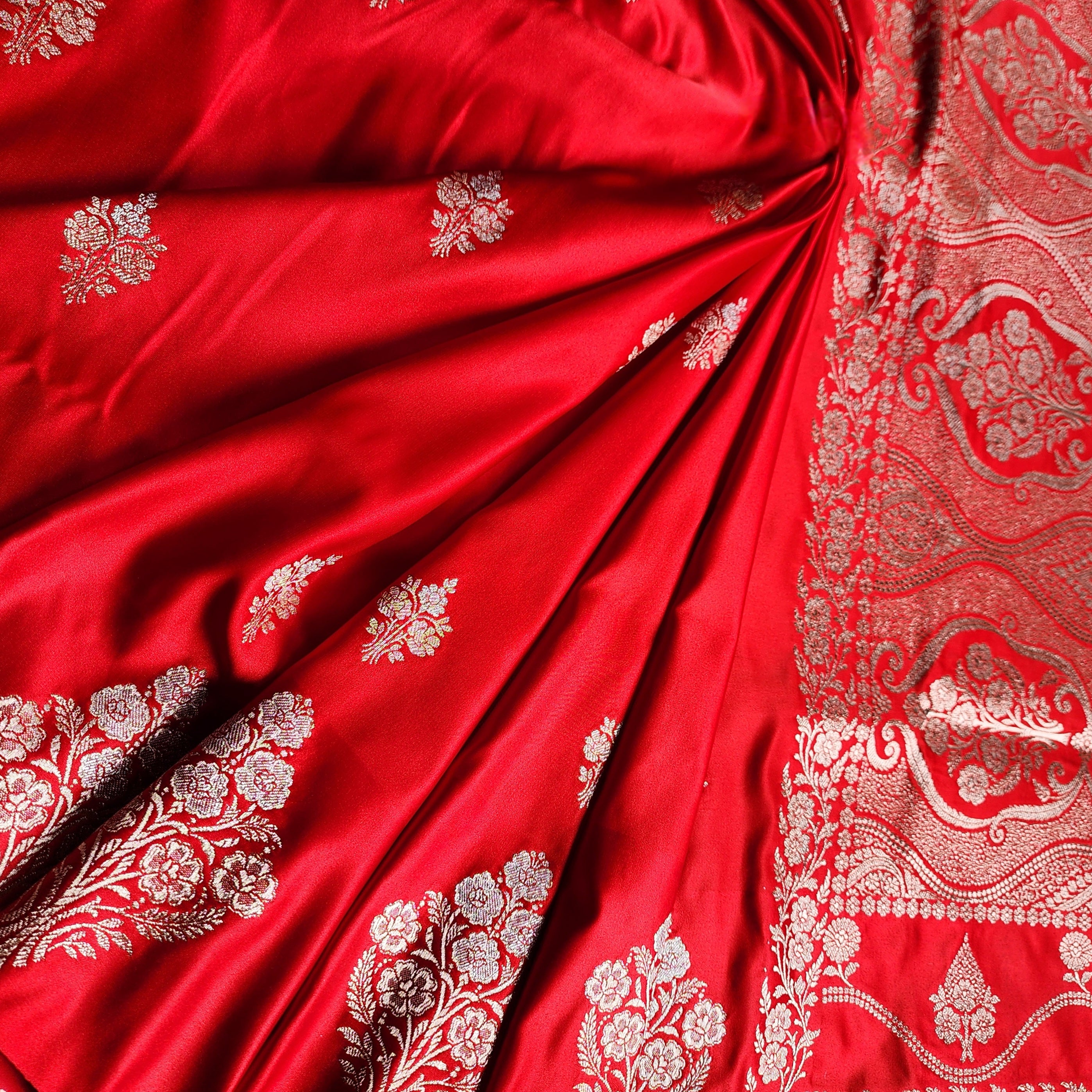 Dual-Tone Bright Red Pure Banarasi Katan Silk Saree