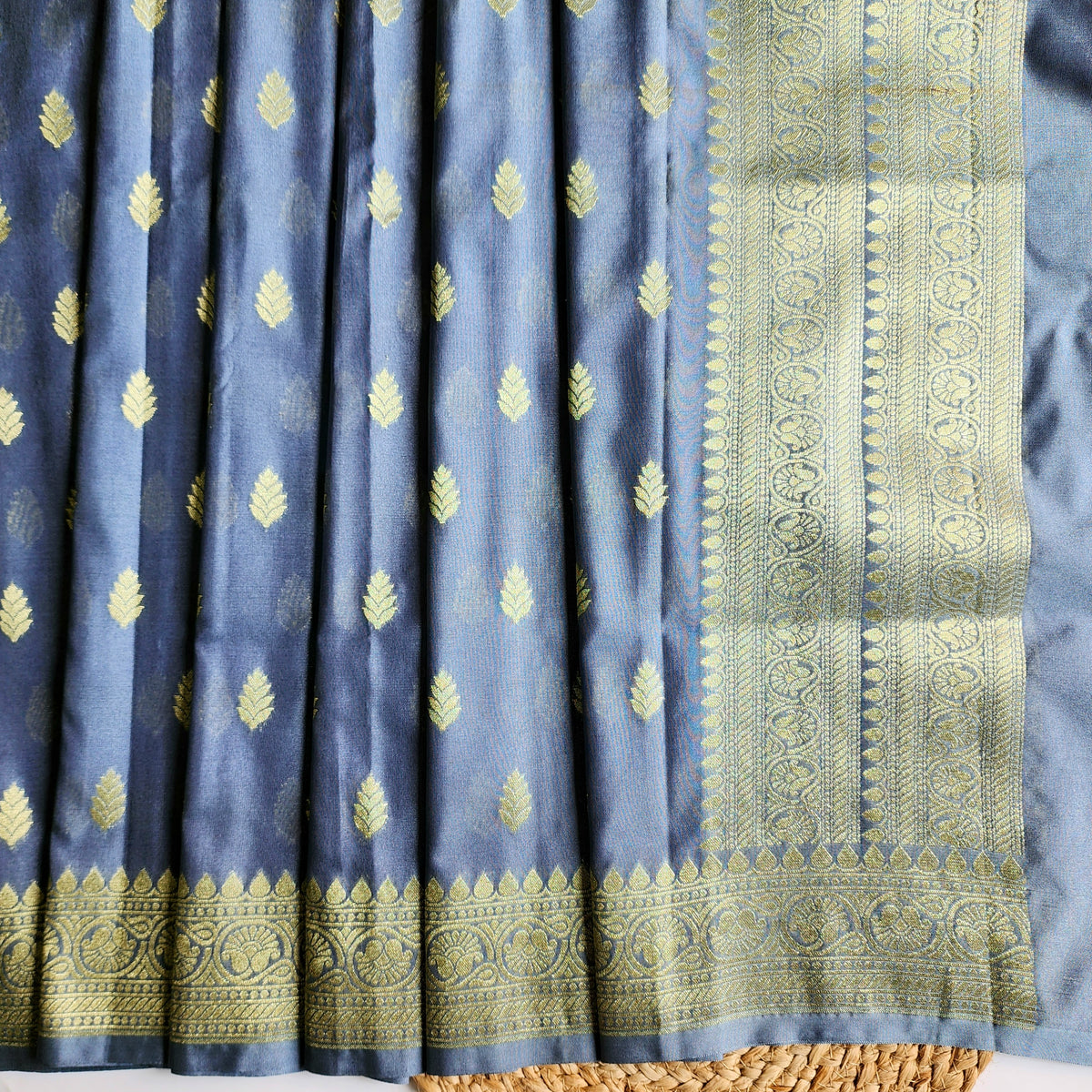 Steel Blue Banarasi Tapetta Silk Leaf Weave Dupatta
