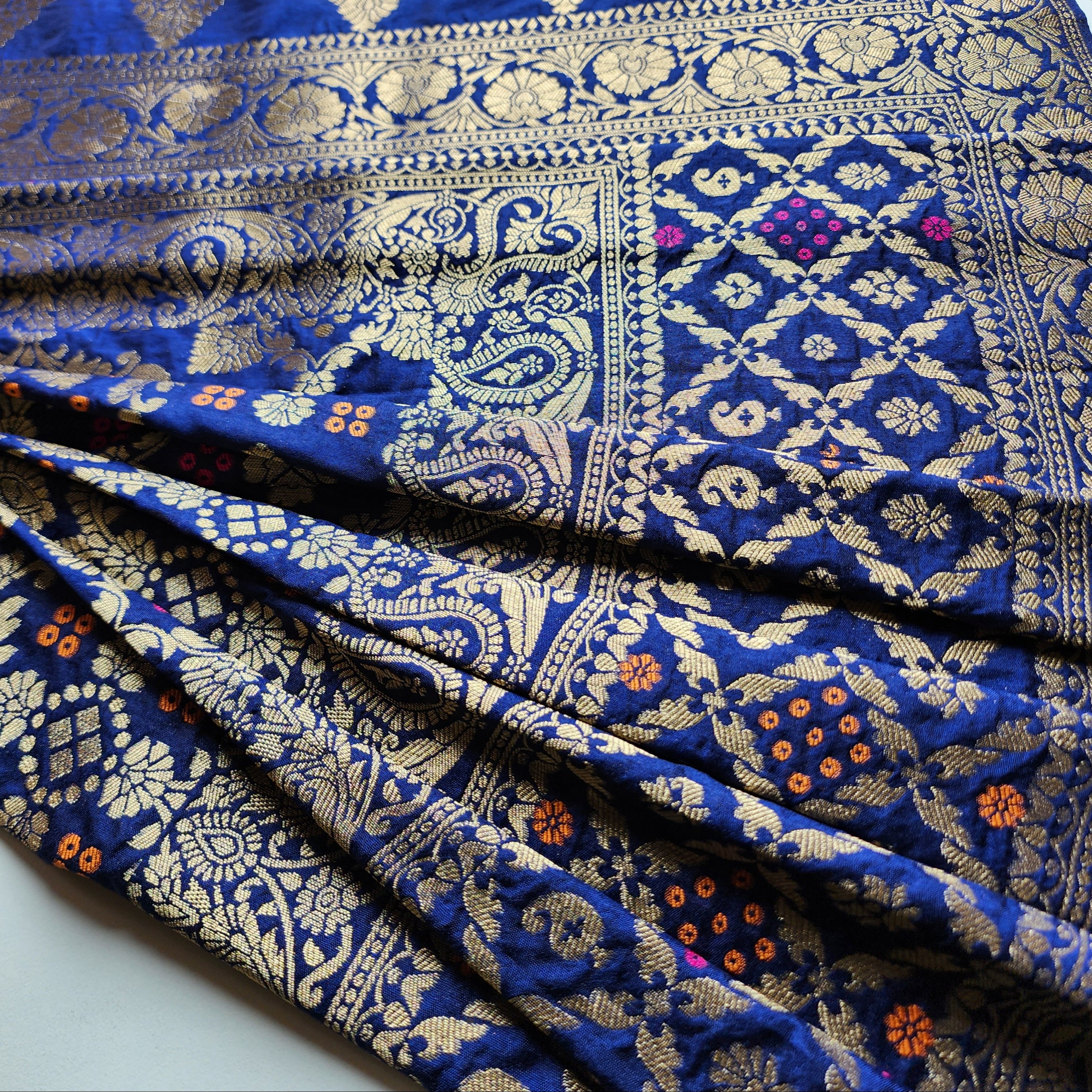 Royal Navy Blue Bandhani Dupatta with Floral and Geometric Zari Weave