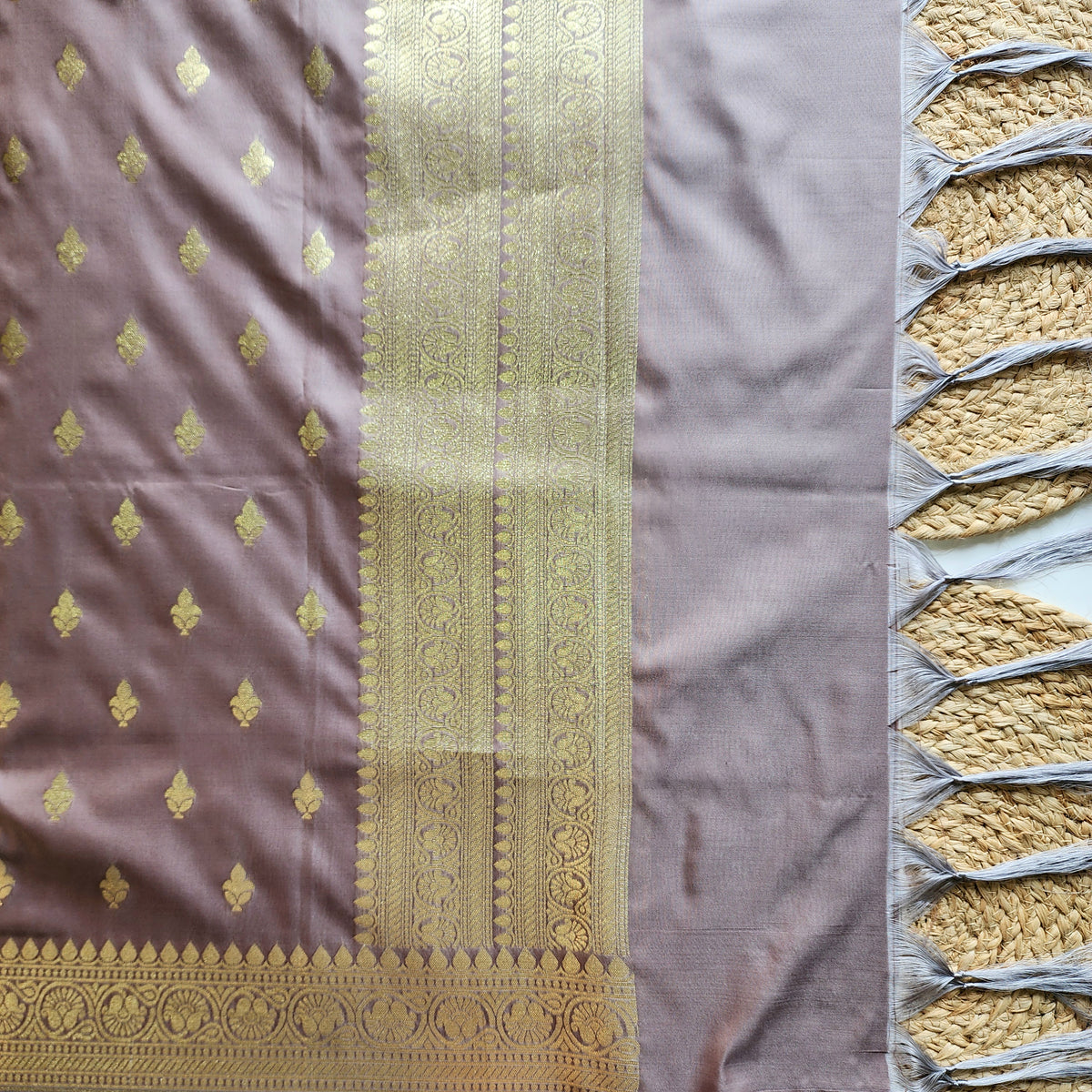 Mauve Banarasi Tapetta Silk Leaf Weave Dupatta