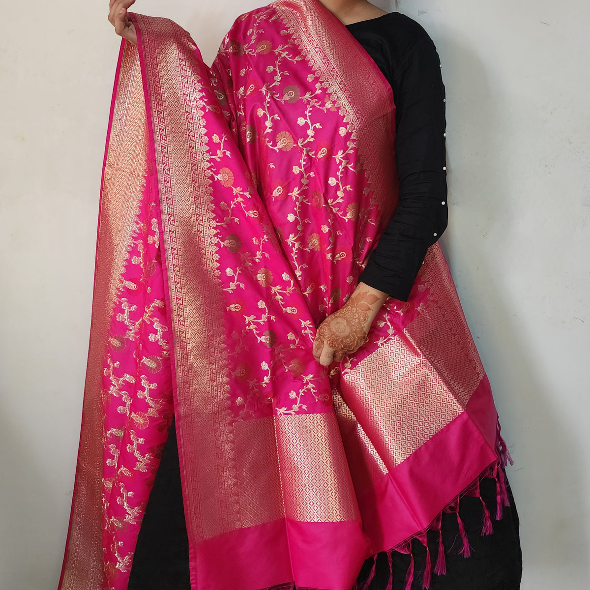 Banarasi Silk Floral Jaal Dupatta - Deep Fuchsia