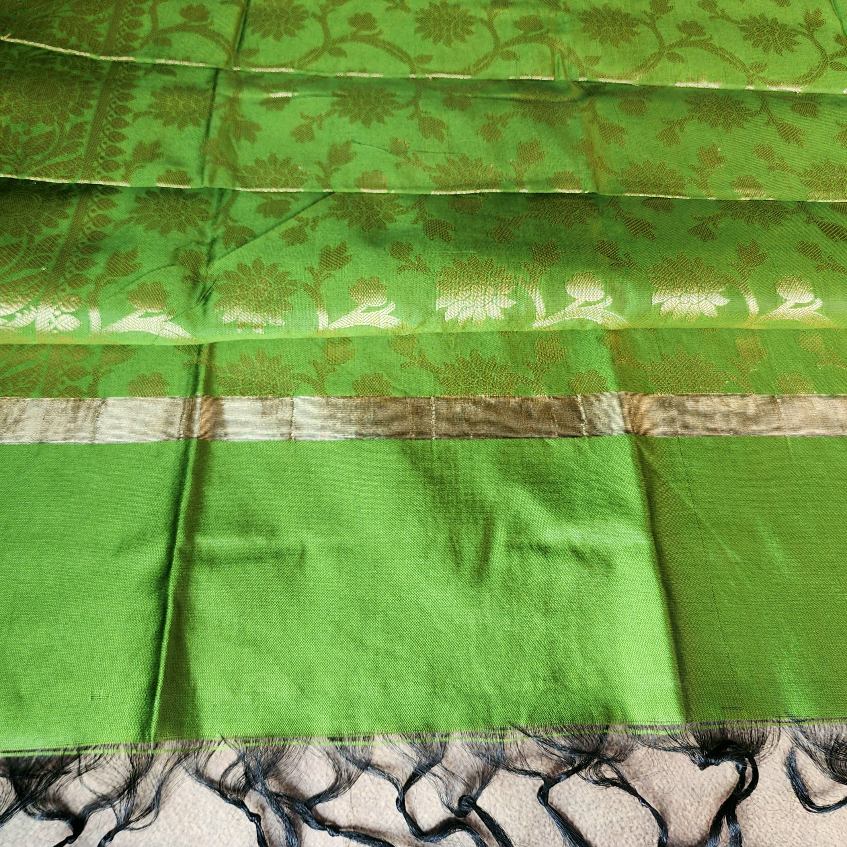 Parrot Green Banarasi Tapetta Silk Dupatta with Gold Floral Zari Weave