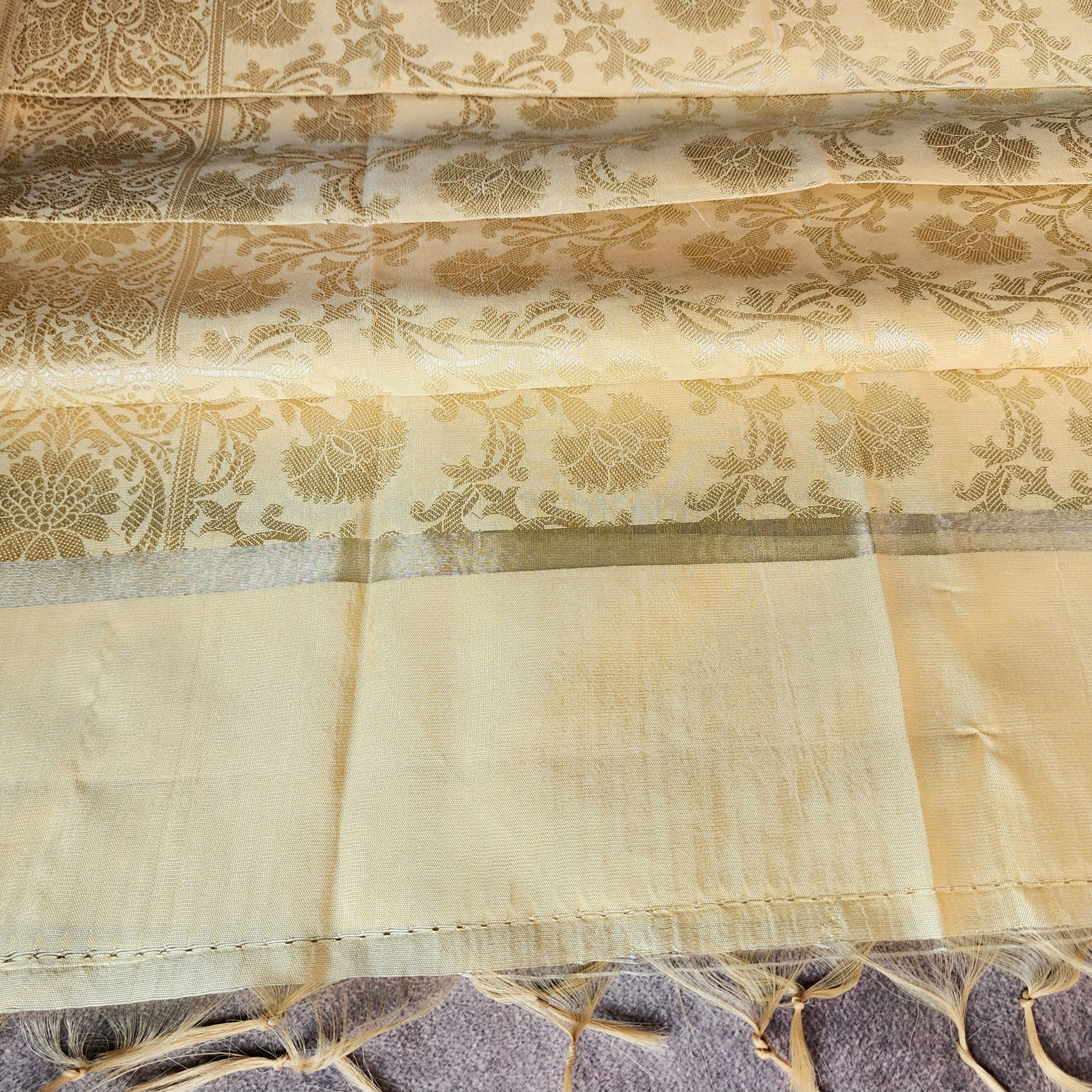 Cream Banarasi Tapetta Silk Dupatta with Gold Floral Zari Weave
