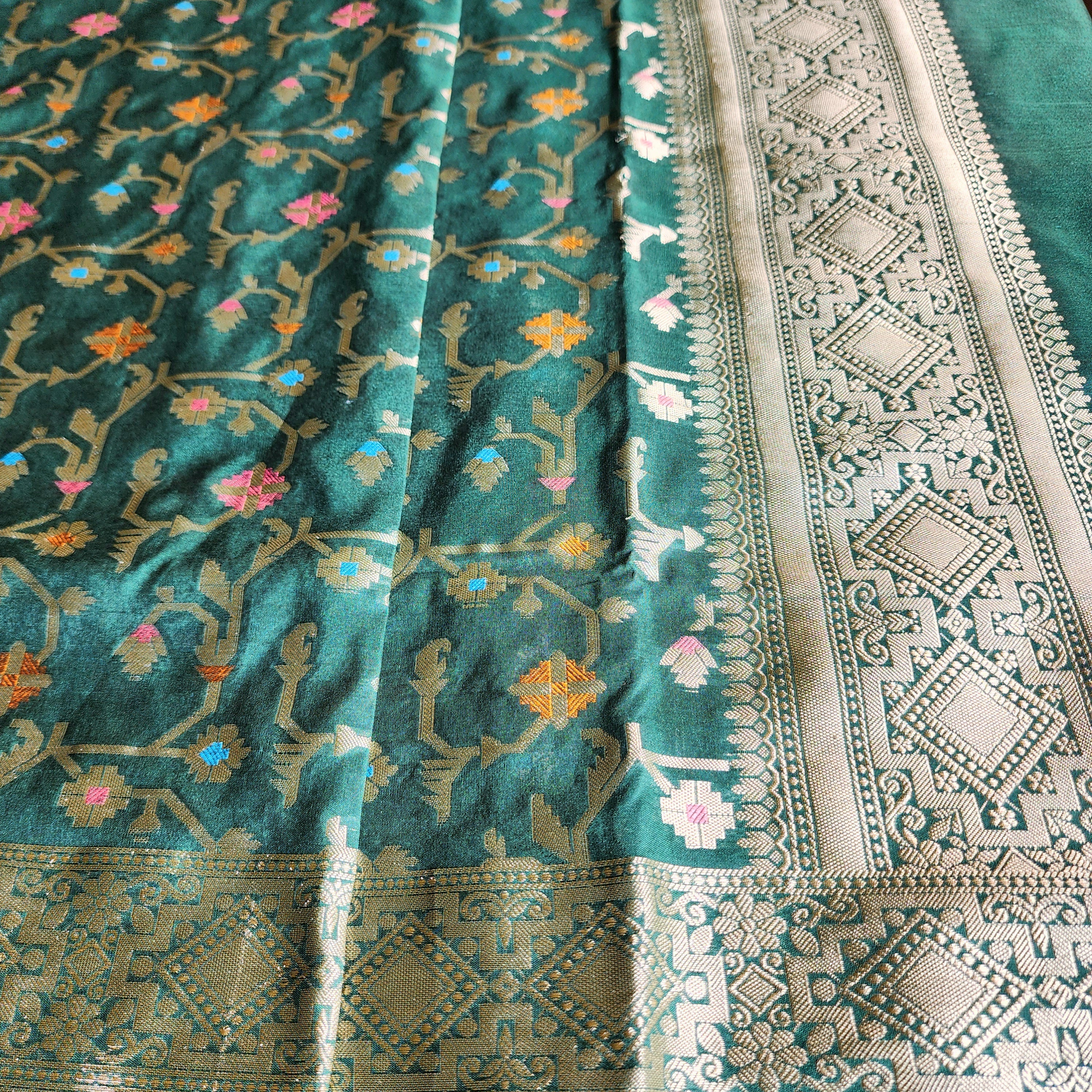 Golden Grid Banarasi Silk Dupatta with Meenakari Work in Dark Bottle Green