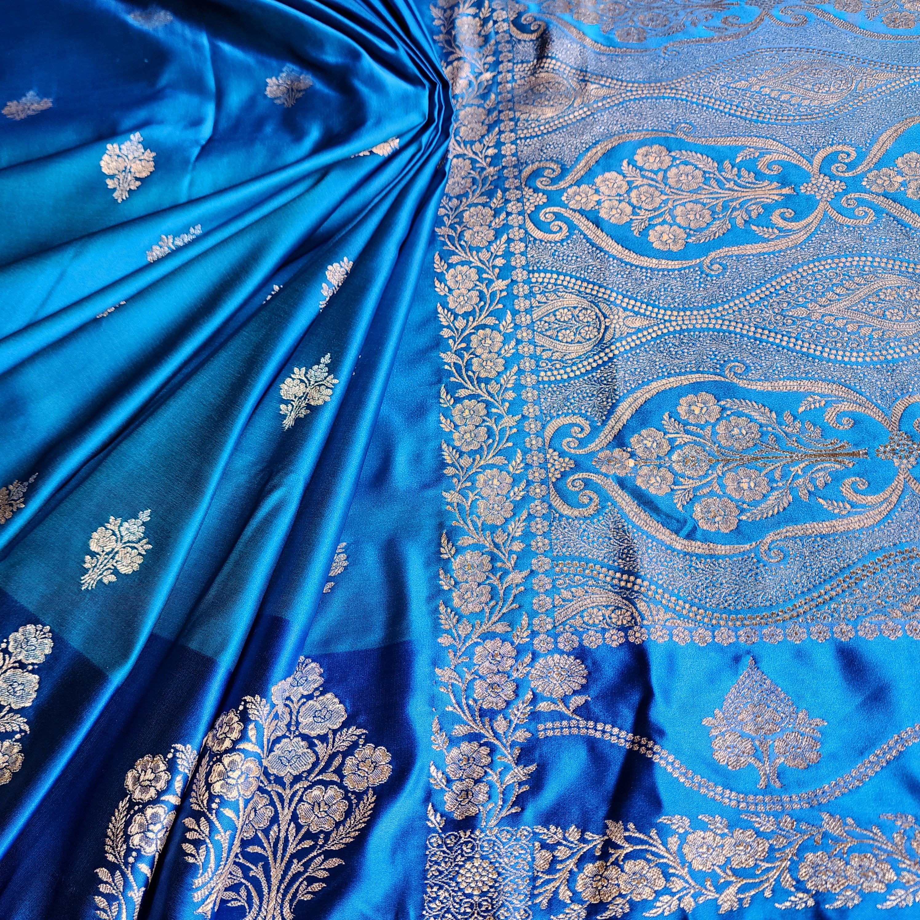 Dual-Tone Shiny Blue Pure Banarasi Katan Silk Saree