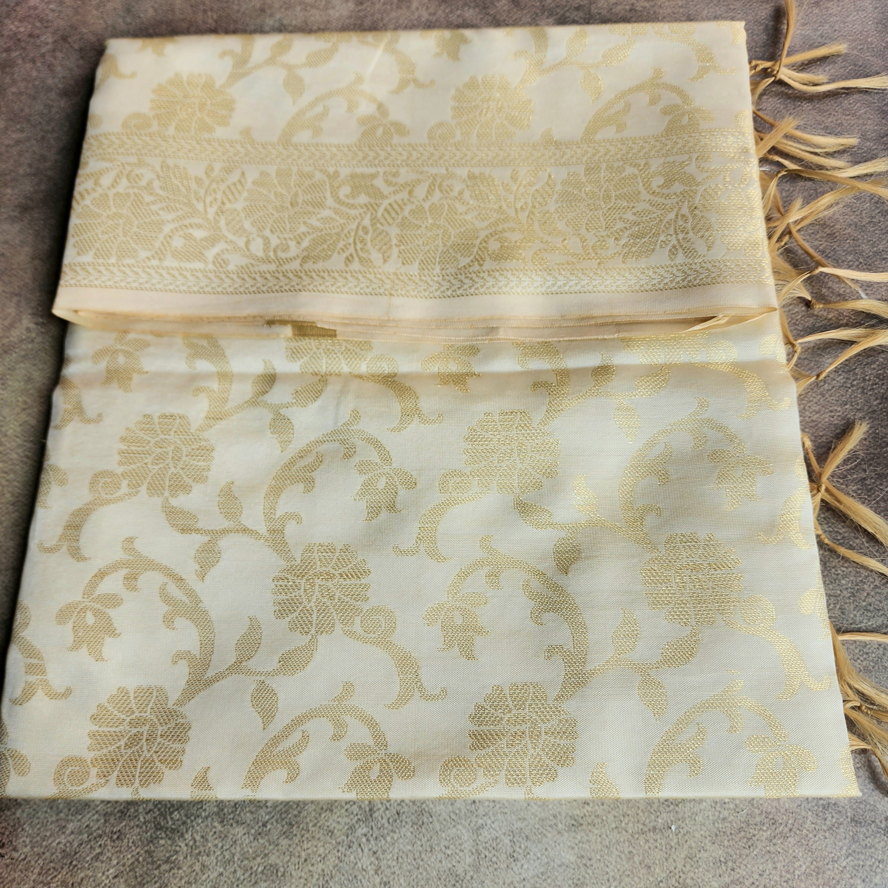 White Banarasi Tapetta Silk Dupatta with Gold Floral Weave