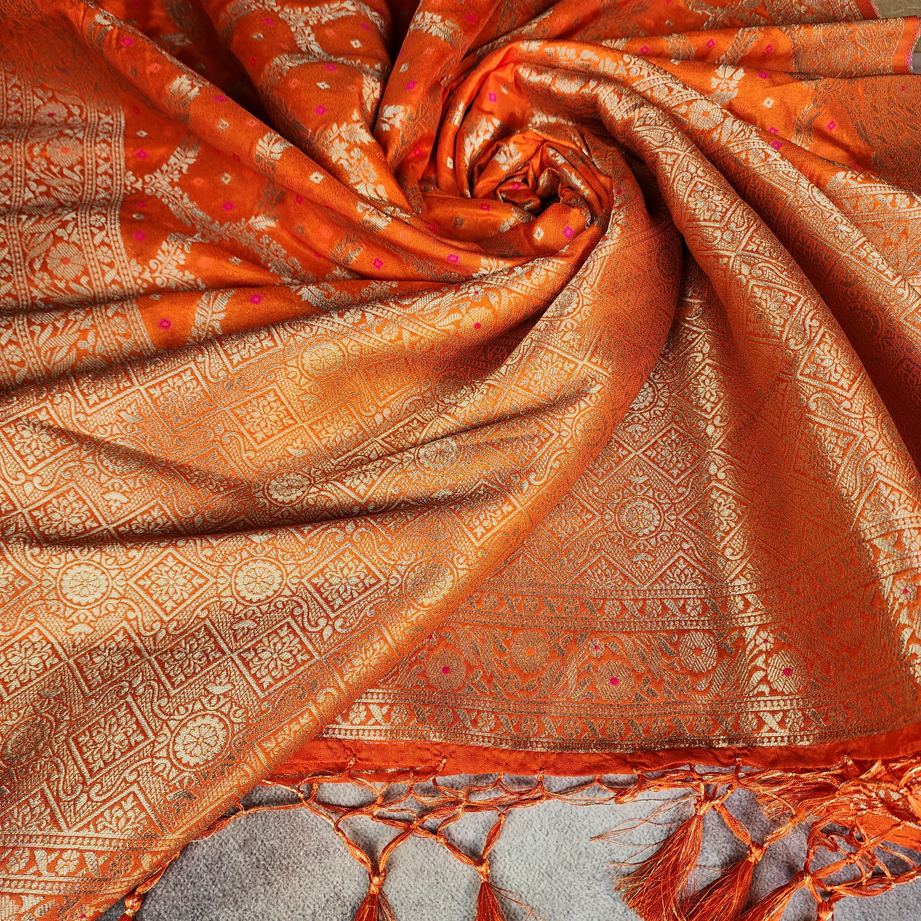 Rust Orange Bandhani Dupatta with Traditional Jaal