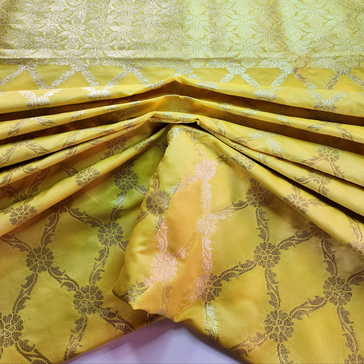 Banarasi Tapetta Silk - Sunshine Zari Jaal Dupatta
