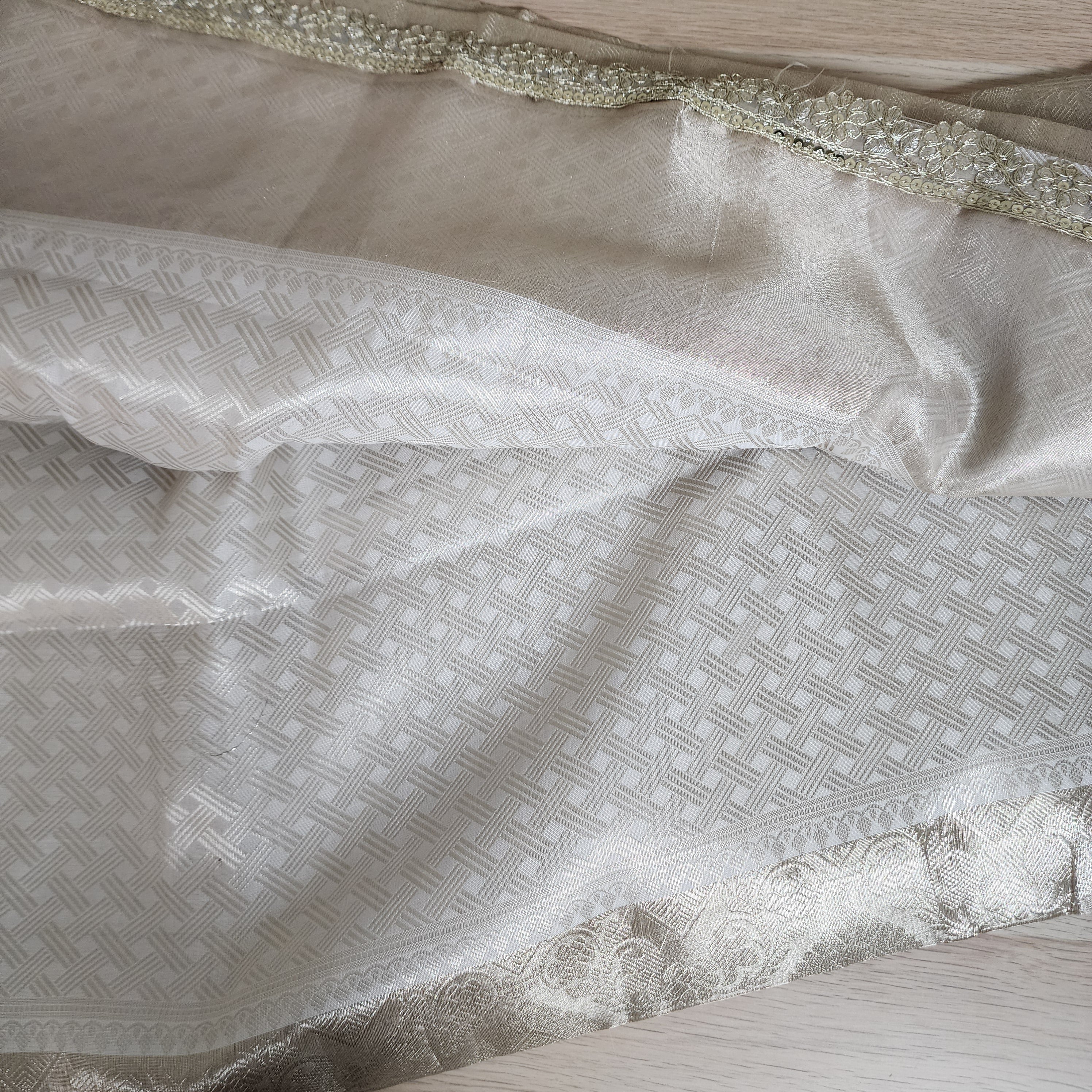 Elegant Glass Tissue Silk Saree in Brocade style weaving