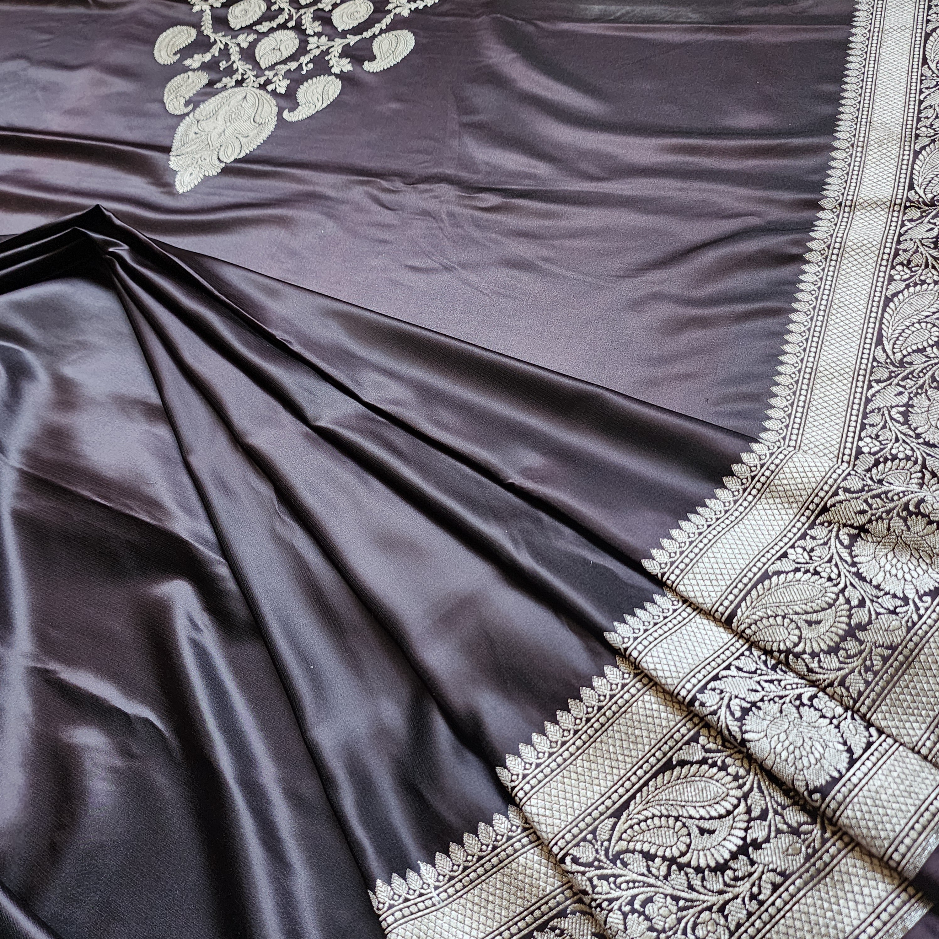 Mulberry Wine Pure Banarasi Katan Silk Saree with light Gold Zari Weaving